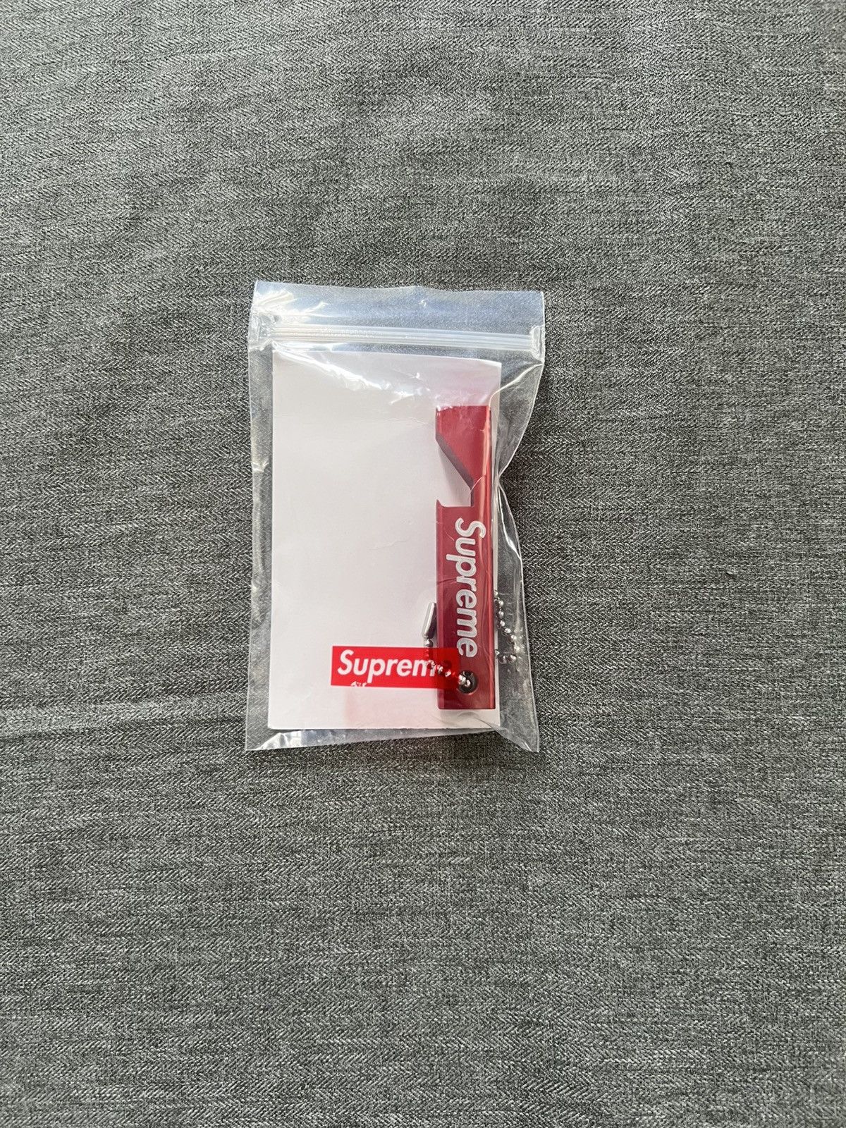 Supreme Supreme Nishiwaki Bottle Opener Red Size ONE SIZE - 1 Thumbnail