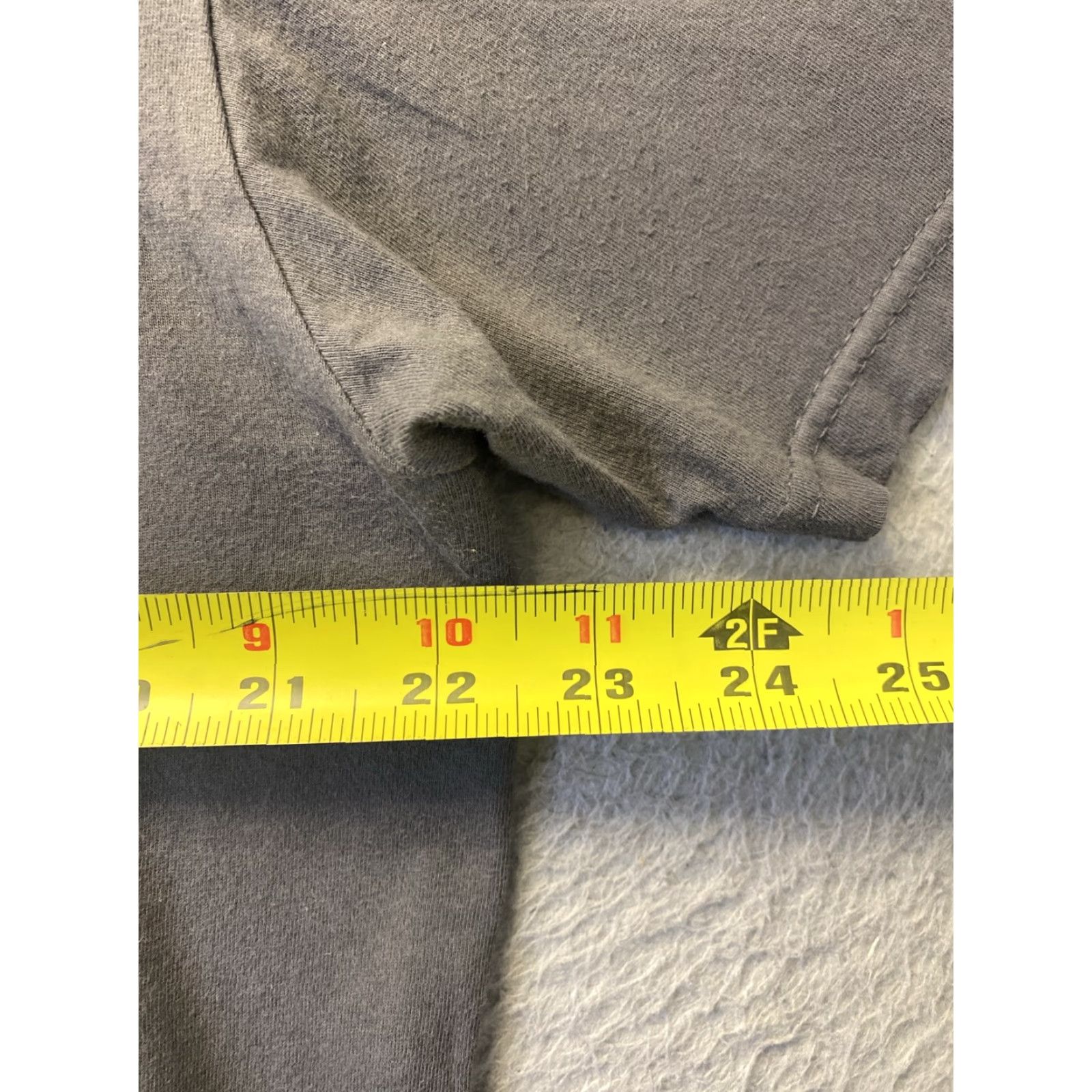 Reebok Reebok Shirt Men Large Gray Short Sleeve Crew Neck Graphic /114-16 Size US L / EU 52-54 / 3 - 5 Thumbnail
