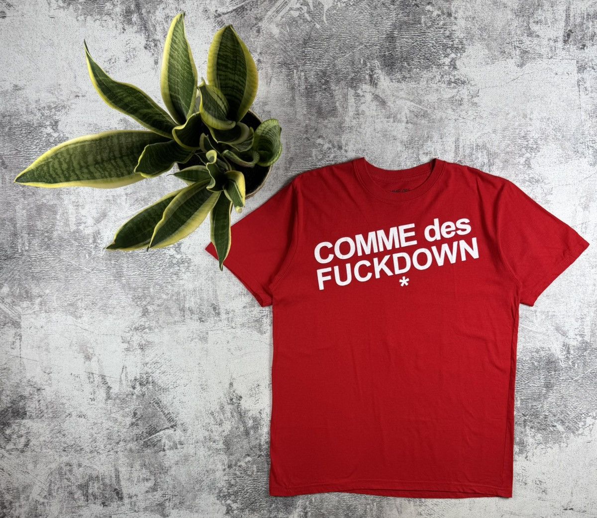 Comme Des Fuck Down Comme Des Fuckdown Men’s XLarge Red Logo Hip Hop Rap Cotton T Shirt Tee Jersey Size US XL / EU 56 / 4 - 1 Thumbnail