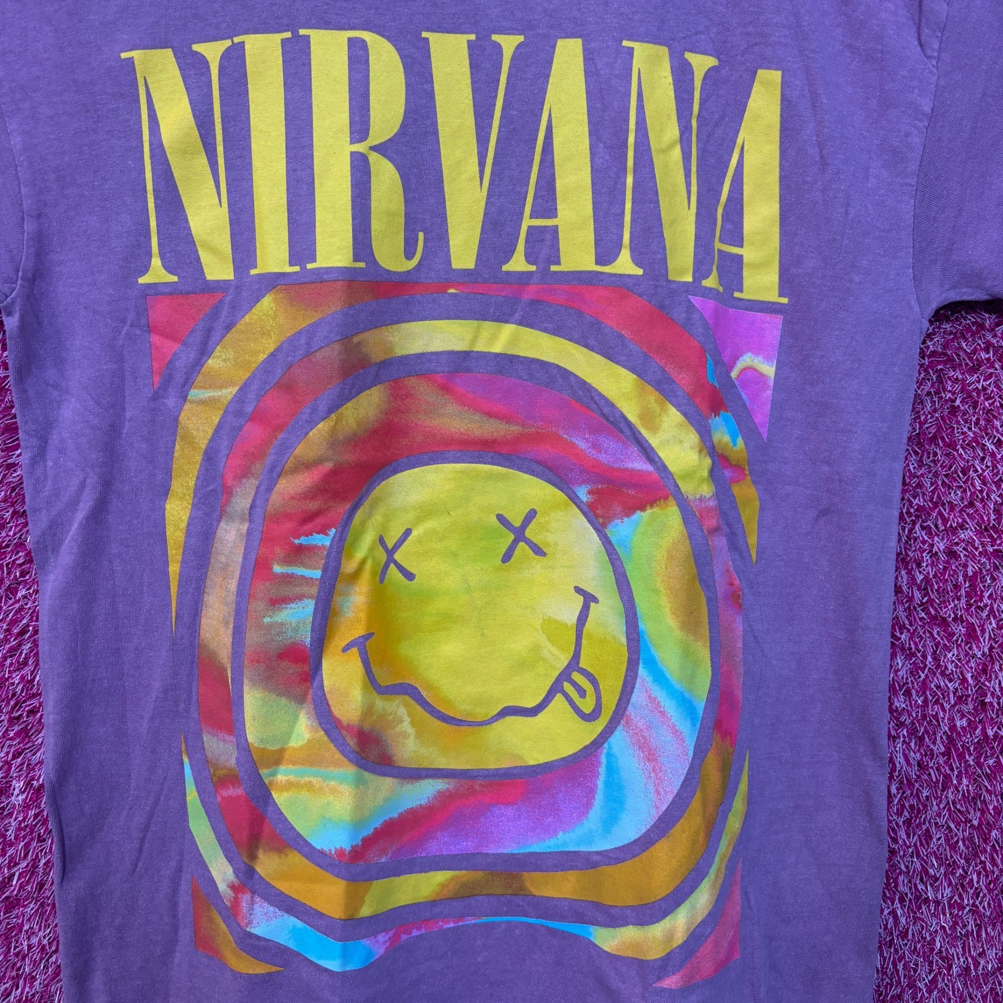 Nirvana Nirvana Never Mind Smiley Face Purple Tshirt size Large Size US L / EU 52-54 / 3 - 2 Thumbnail