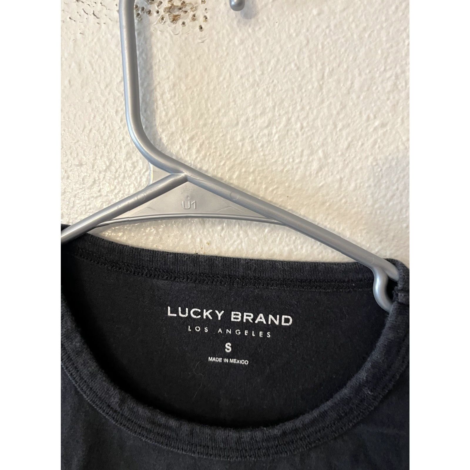 Lucky Brand Lucky Brand Shirt Womens Small Black Short Sleeve Rainbow Love Graphic Size S / US 4 / IT 40 - 2 Thumbnail