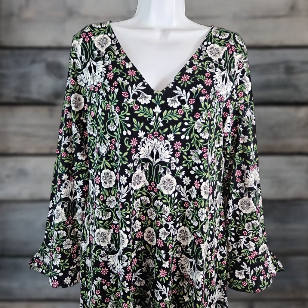 J. Jill J Jill Wearever Collection Dress Womens Sz Medium Black Green Floral V-Neck Size M / US 6-8 / IT 42-44 - 1 Thumbnail