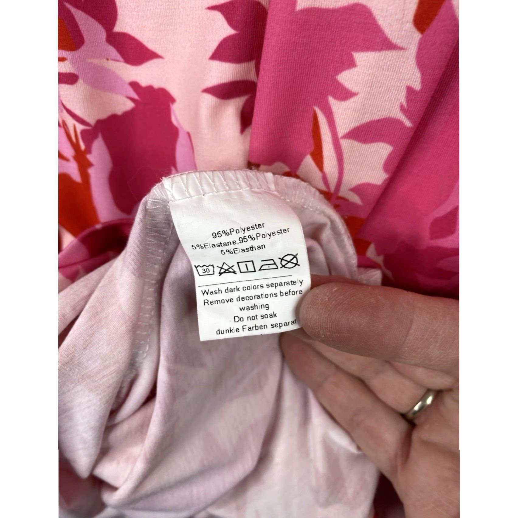 Vintage Hanna Nikole Pink V-Neck Maxi Dress 20W Elastic Waist Floral Belted User: Hanna Nikole Pink V-Neck Maxi Dress 20W Elastic Waist Floral Belted Size 3XL / US 20-22 - 4 Thumbnail