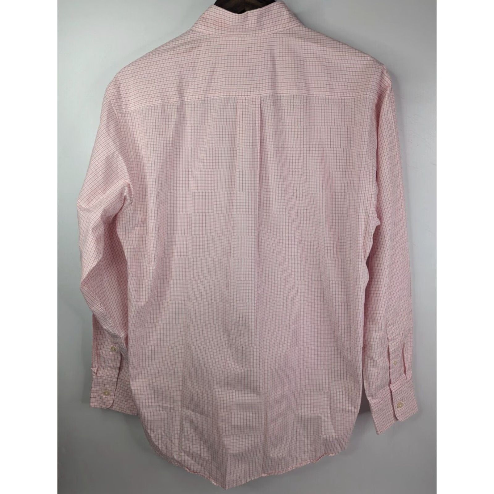 Vineyard Vines Vineyard Vines Button-Up Shirt Mens M Pink Plaid Long Sleeve Classic Preppy Collared Button-Down Button-Up Shirt Pink Mens M Vintage: No Size US M / EU 48-50 / 2 - 4 Thumbnail