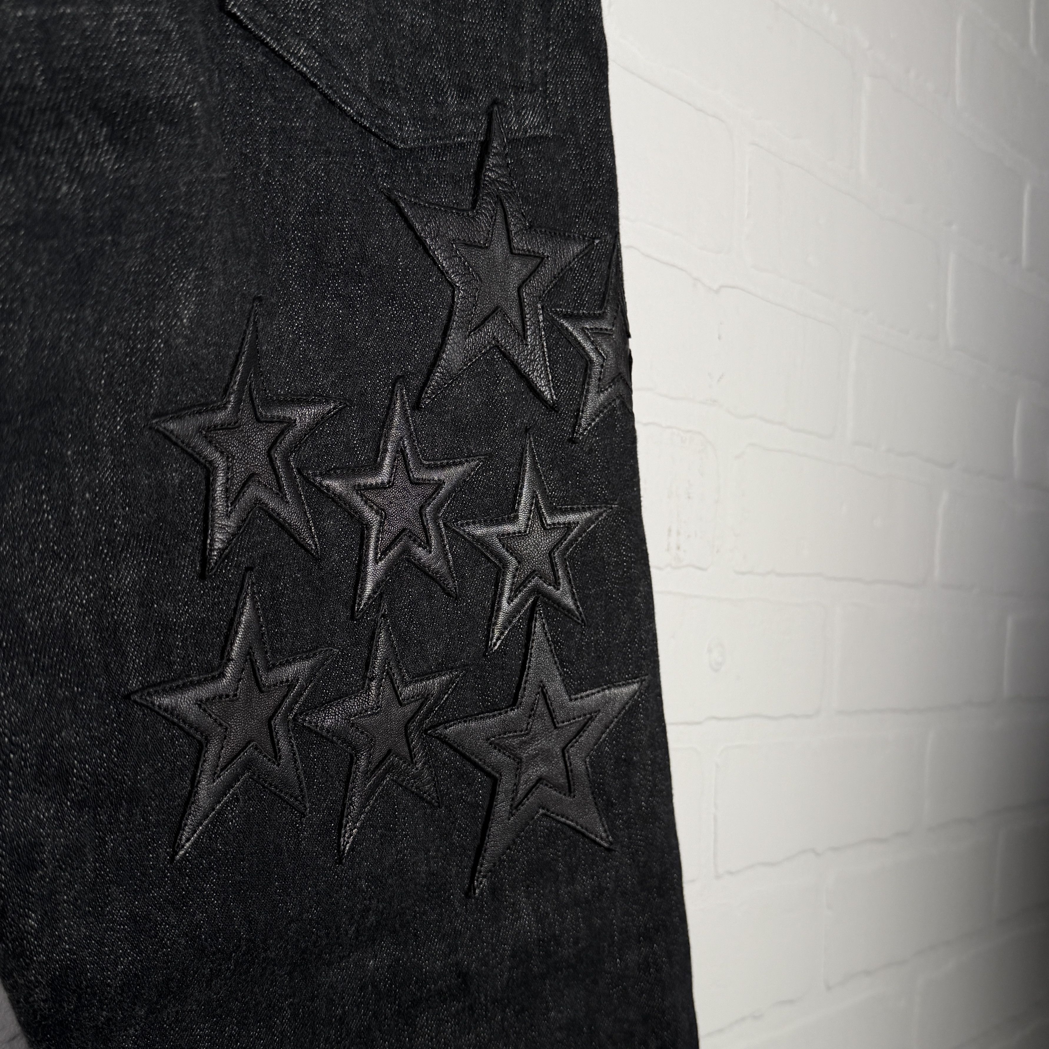 Chrome Hearts Chrome Hearts Fleur Knee Black Star Patch Jeans Size US 32 / EU 48 - 12 Thumbnail
