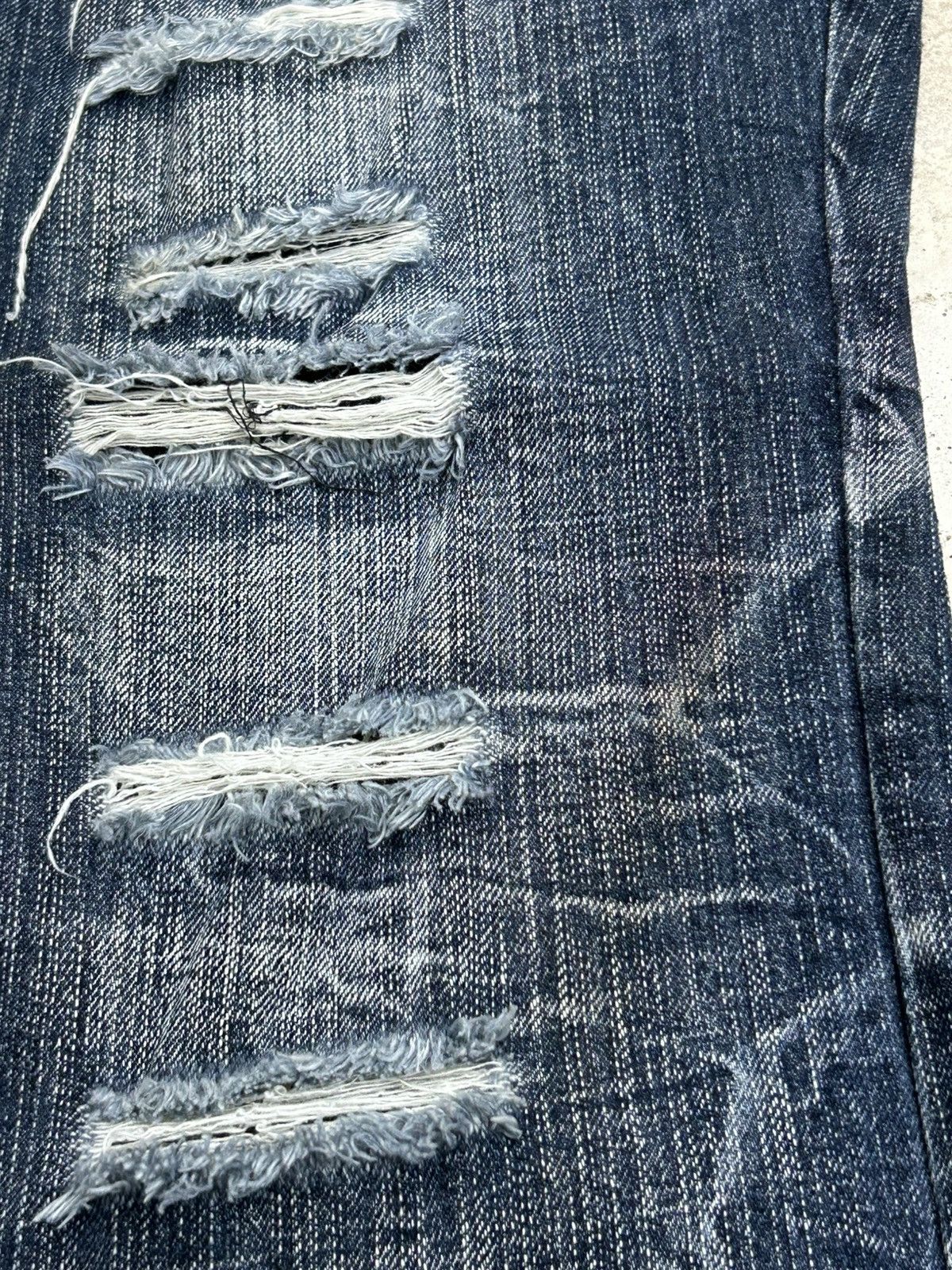 Japanese Brand Doublefocus Japan Jeans Distressed Washed Clawn Mark Quotes Size US 32 / EU 48 - 5 Thumbnail