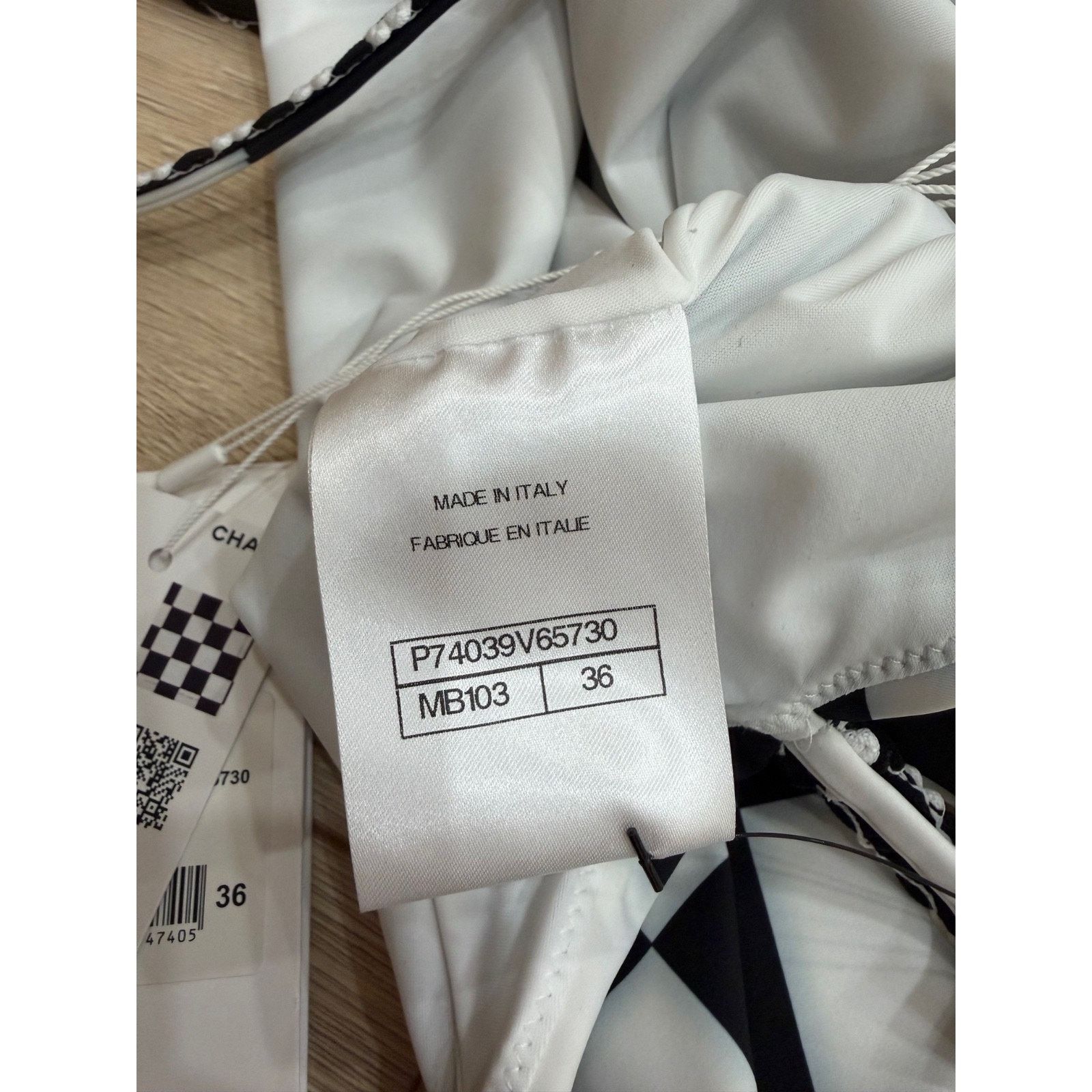 Chanel Chanel 23C Black White Checker Crystal CC Logo One Piece 36 Size XS / US 0-2 / IT 36-38 - 14 Thumbnail
