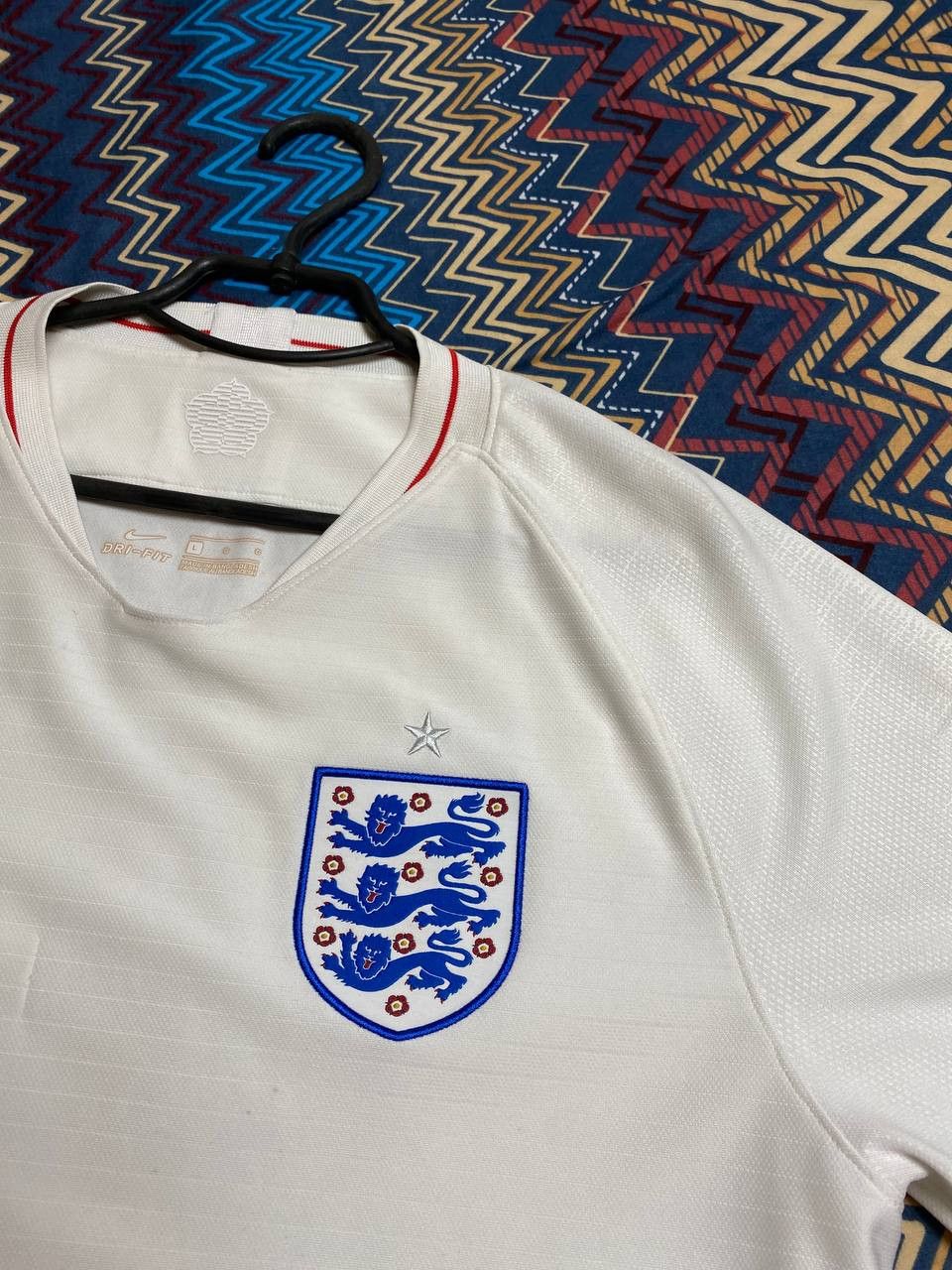 Nike T-Shirt Nike football England Y2K Vintage #2 HUSBAND Size US L / EU 52-54 / 3 - 6 Thumbnail