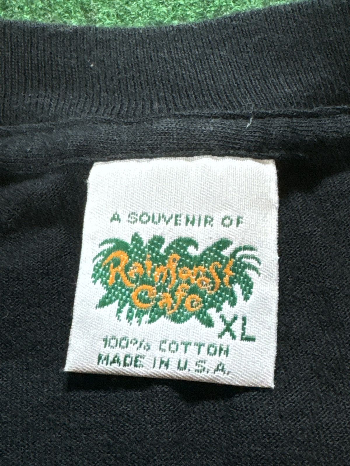 Rainforest × Vintage Vintage 90s Rainforest Cafe Iggy The Iguana Boxy T Shirt Size US XL / EU 56 / 4 - 3 Thumbnail