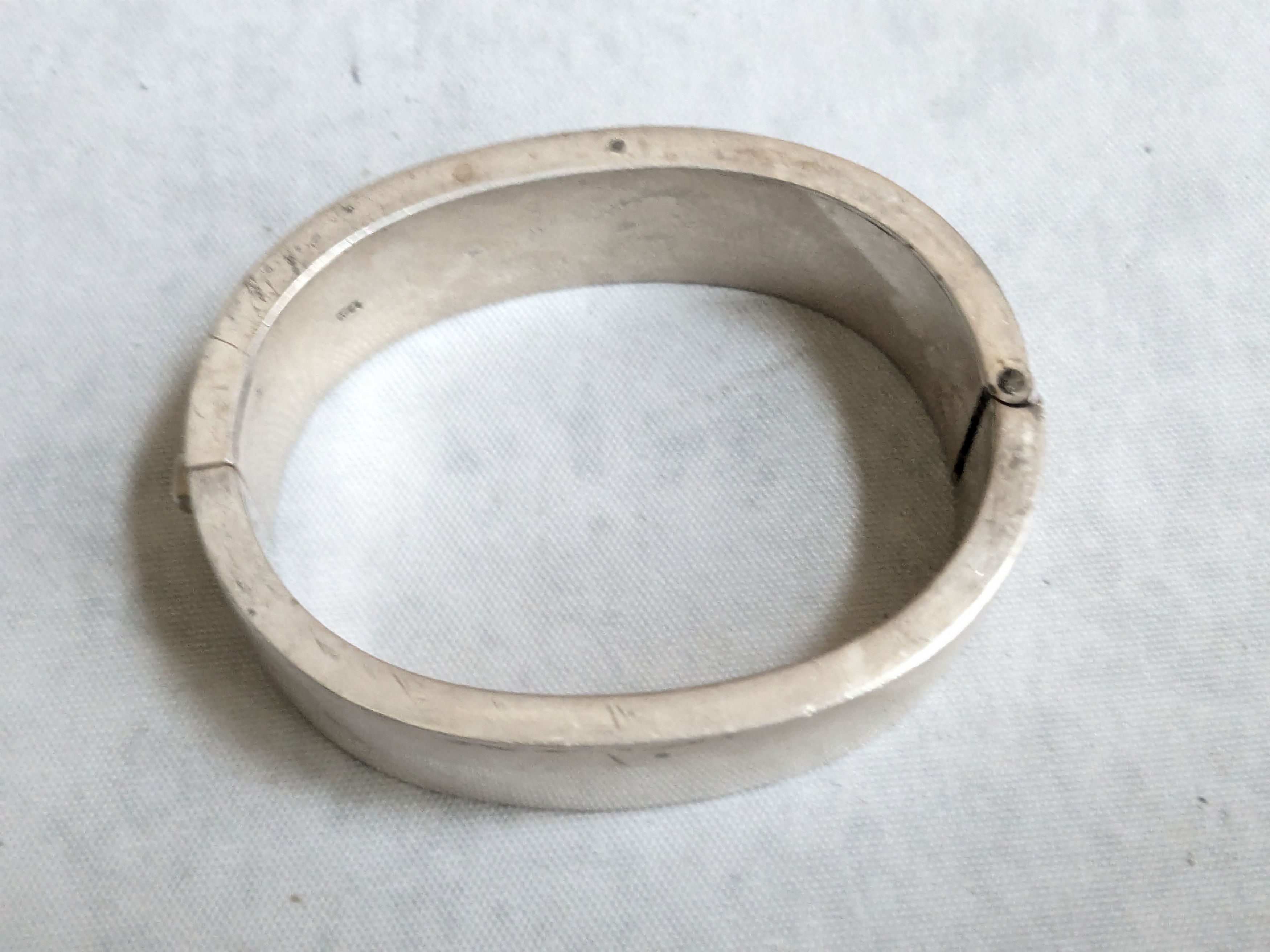 Jewelry Vintage Sterling Silver Bracelet Hinge Modern Bangle 7" Size ONE SIZE - 3 Thumbnail