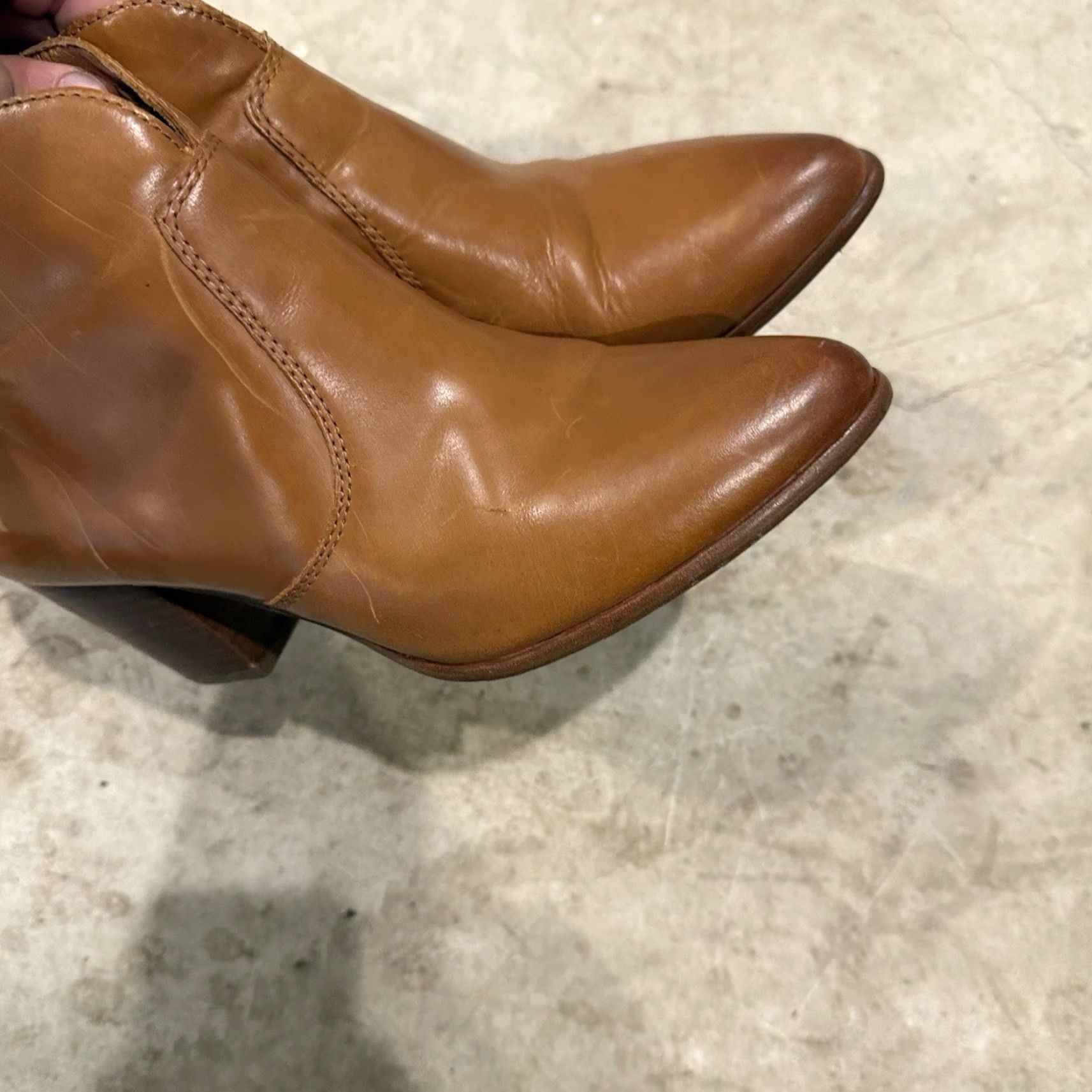 Frye VINTAGE Frye Jennifer Women's Bootie Ankle Leather Boots 8M Cognac Tan Boots Mens? Size US 8 / IT 38 - 3 Thumbnail