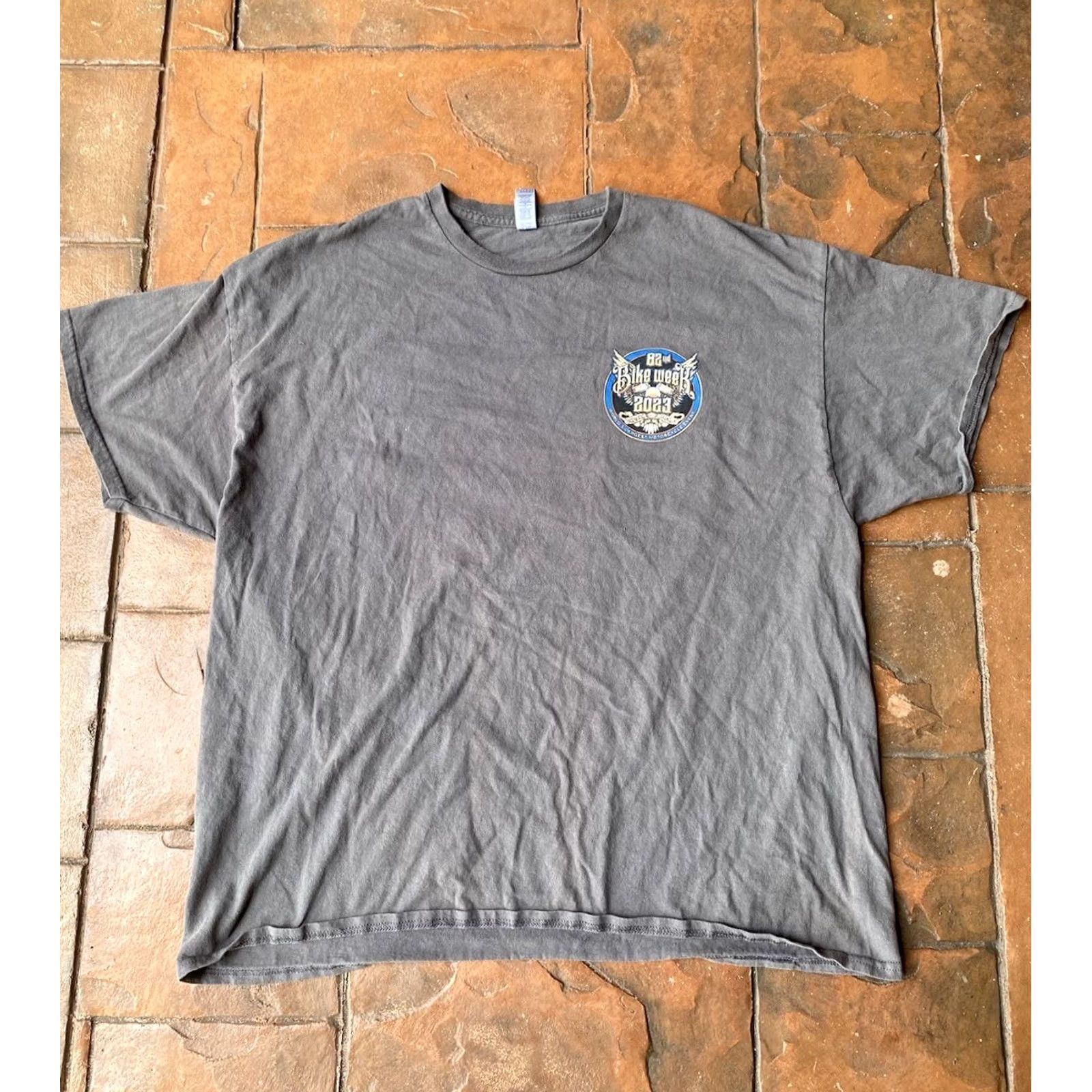 Gildan VINTAGE Harley Davidson T-Shirt Boat Bike Week Daytona Beach 82nd 2XL Gray Short Sleeve Crew Neck Graphic Print Men's Mens Size US XXL / EU 58 / 5 - 2 Thumbnail