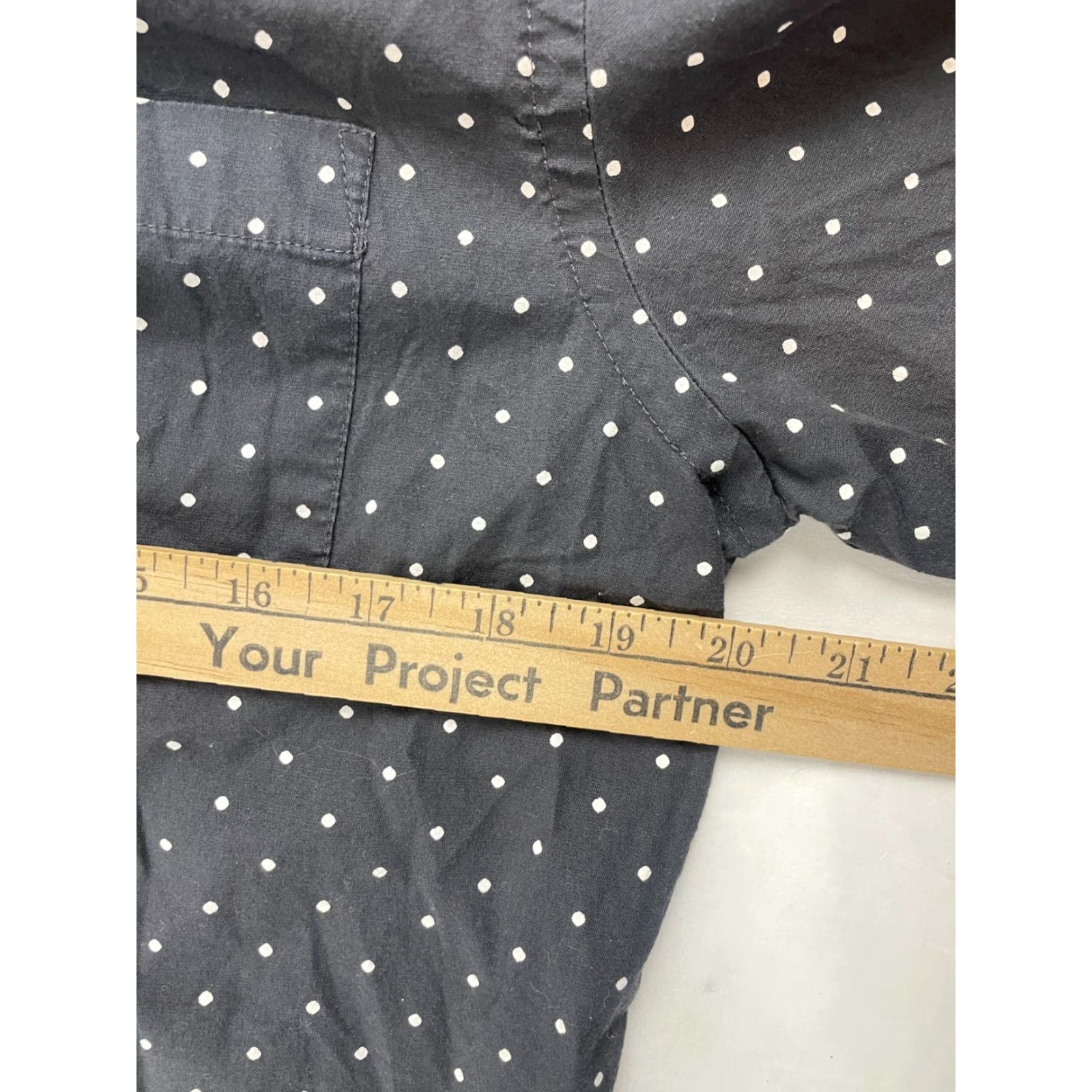 Old Navy Old Navy Shirt Men's Size M White Gray Button Down Long Slv Slim Fit Polka Dot Size US M / EU 48-50 / 2 - 5 Thumbnail