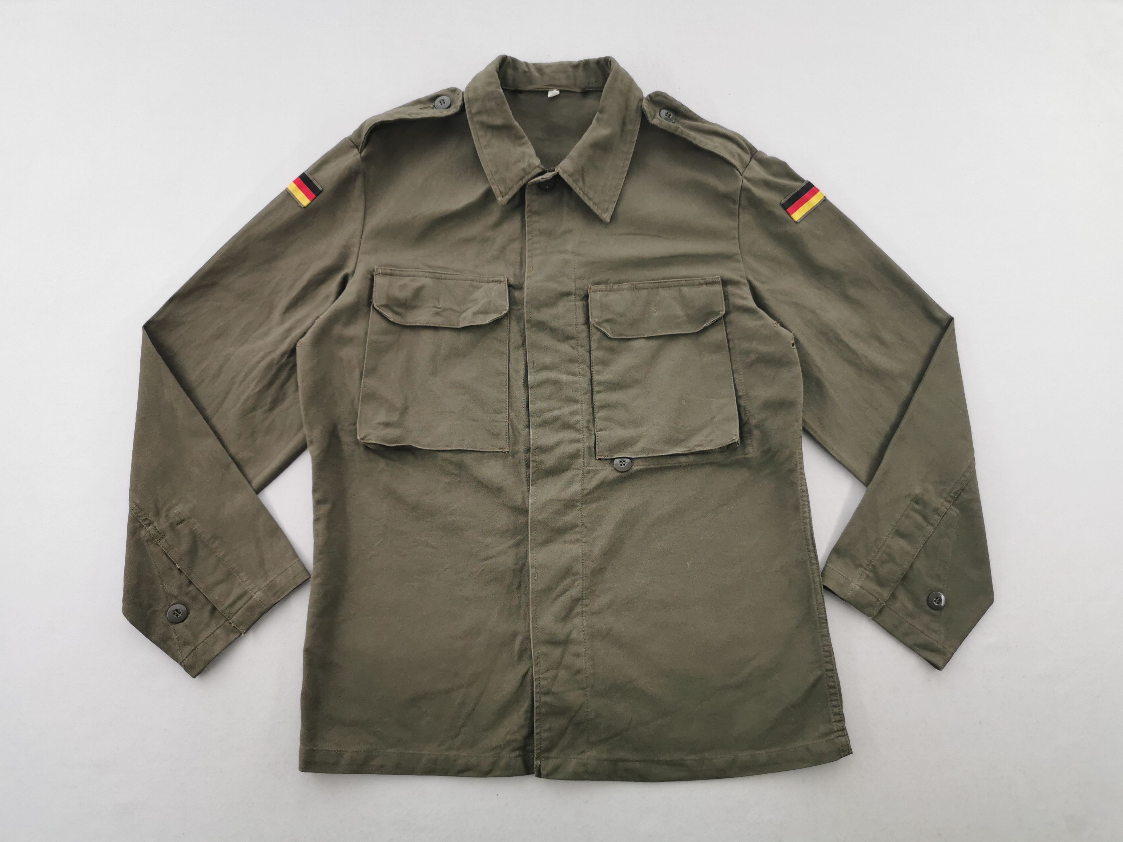 Vintage Vintage 90s Germany Army Military Uniform Jacket Size M Size US M / EU 48-50 / 2 - 3 Thumbnail