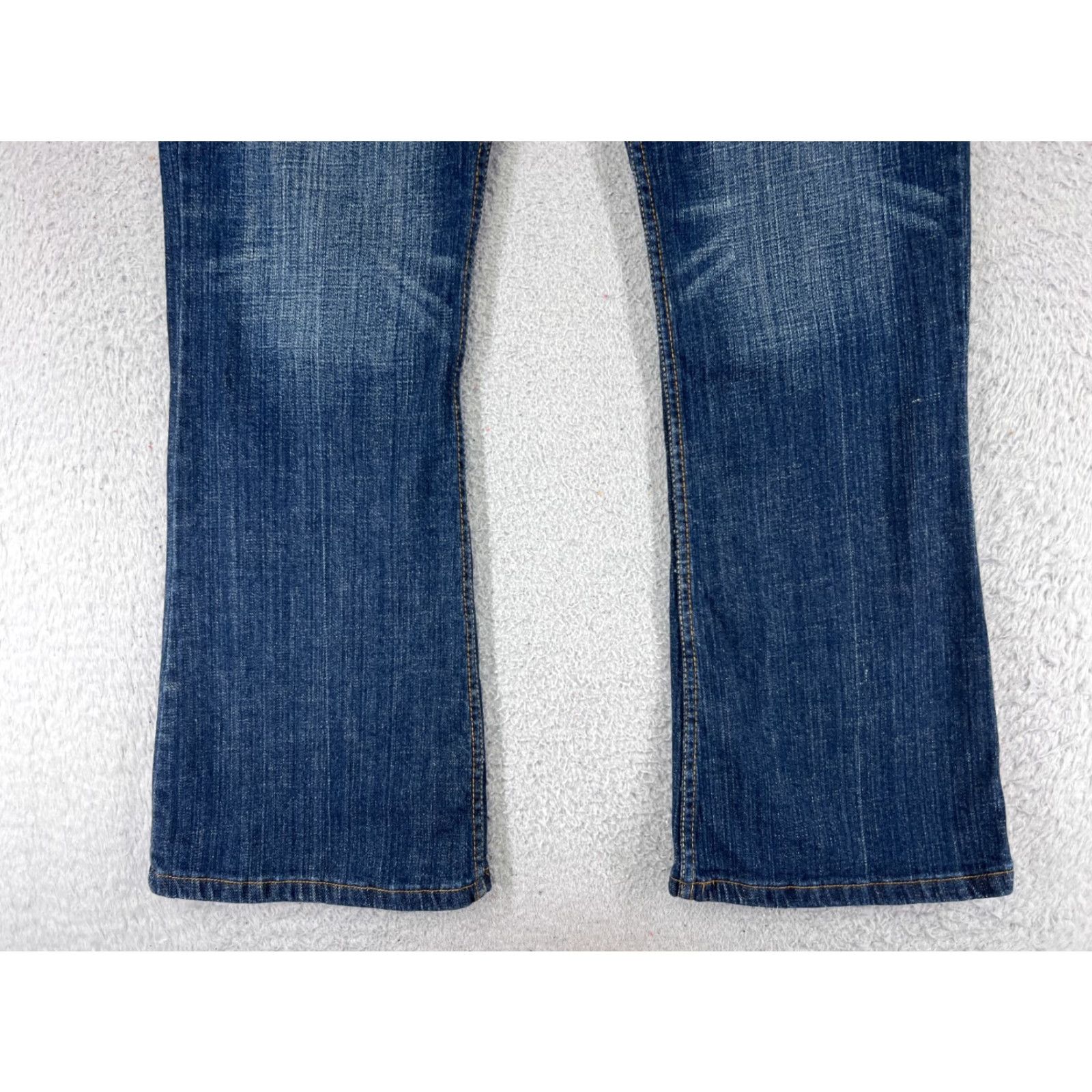 CO Denim Co Jeans Womens 14 Blue Denim Flared Low Rise 33x30 Cotton Blend 5-Pocket Zipper Distressed Regular Size 14 Womens Jeans Size 36" / US 14 / IT 50 - 2 Thumbnail