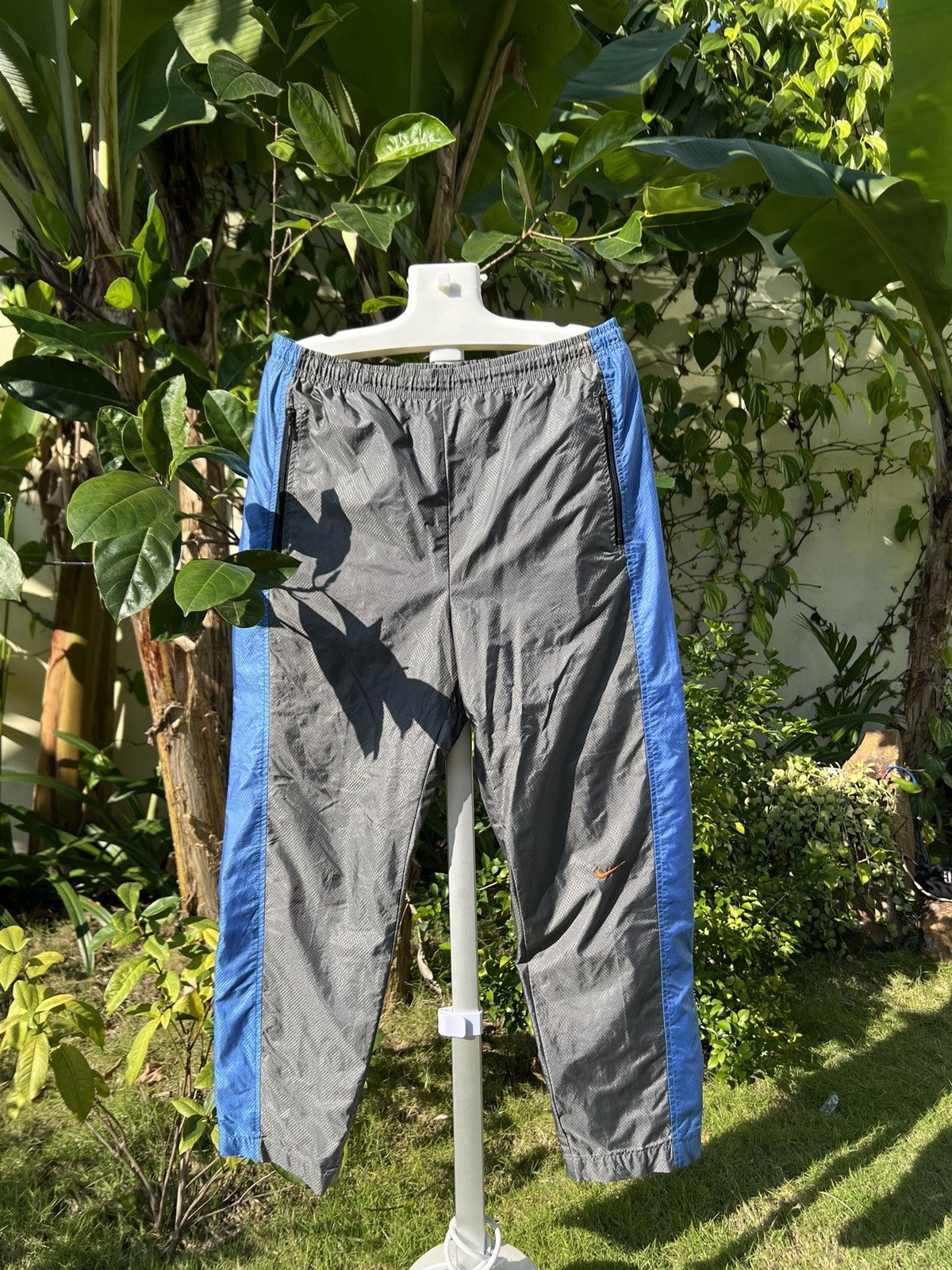 Nike × Vintage 90's NIKE RARE KNEE ORANGE SWOOSH LOGO Y2K TRACK BAGGY PANTS Size US 32 / EU 48 - 1 Thumbnail
