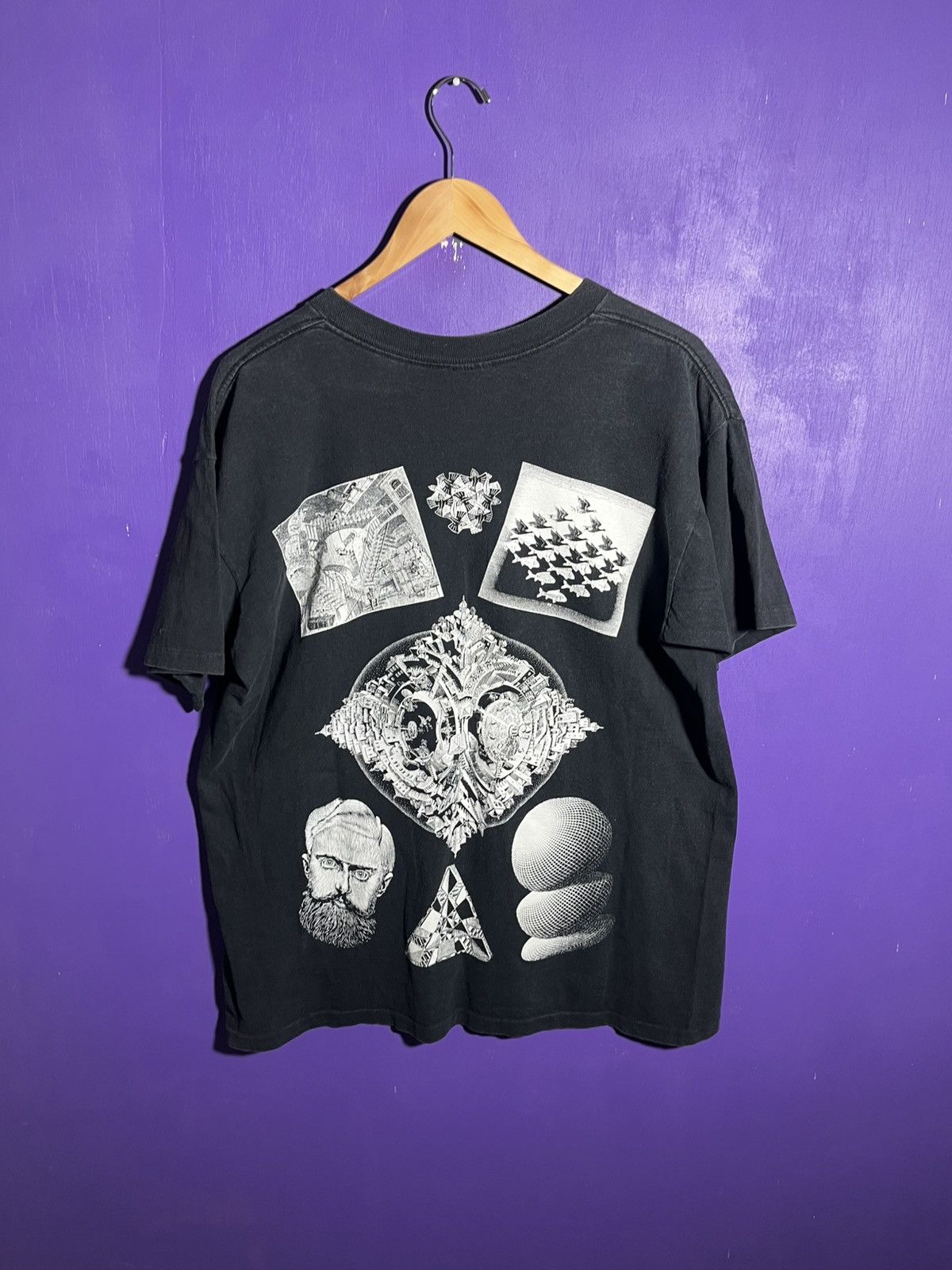 Vintage Vintage 90s MC Escher memorial AOP art tee Size US L / EU 52-54 / 3 - 2 Thumbnail