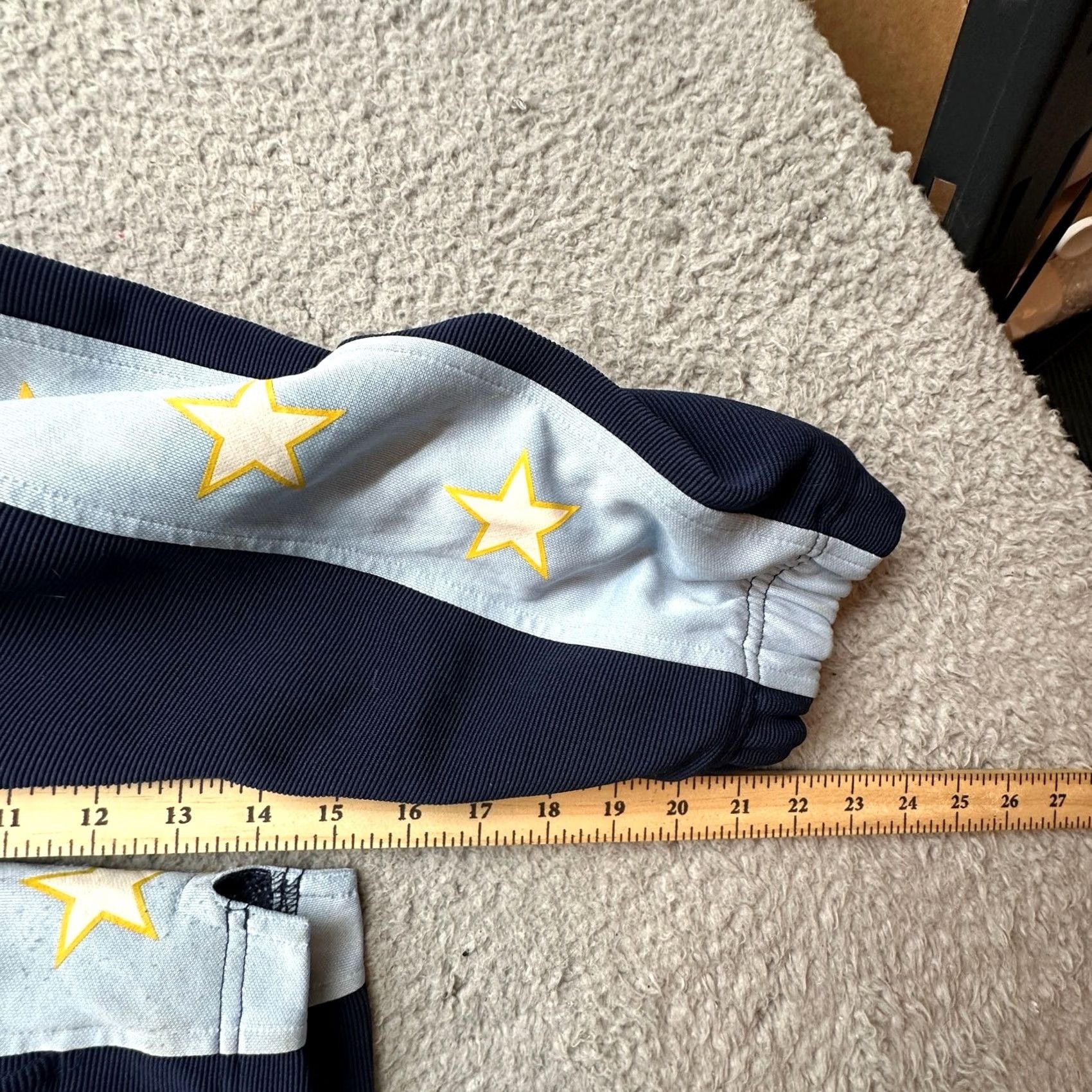 Vintage VINTAGE Snoop Dogg Branded Apparel #3 Varsity Warm Up Jacket Mens 2XL Hip Hop Blue Solid Zip Coat Pattern Jacket Long Sleeve College style Size US XXL / EU 58 / 5 - 6 Thumbnail