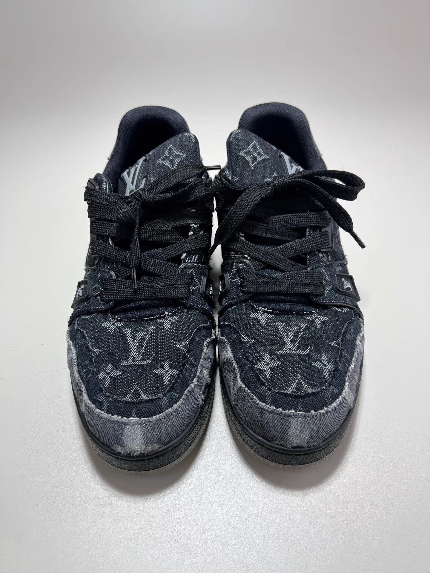 Louis Vuitton LOUIS VUITTON LV TRAINER Black Denim All-Over Logo Sneakers Size US 9 / EU 42 - 1 Thumbnail