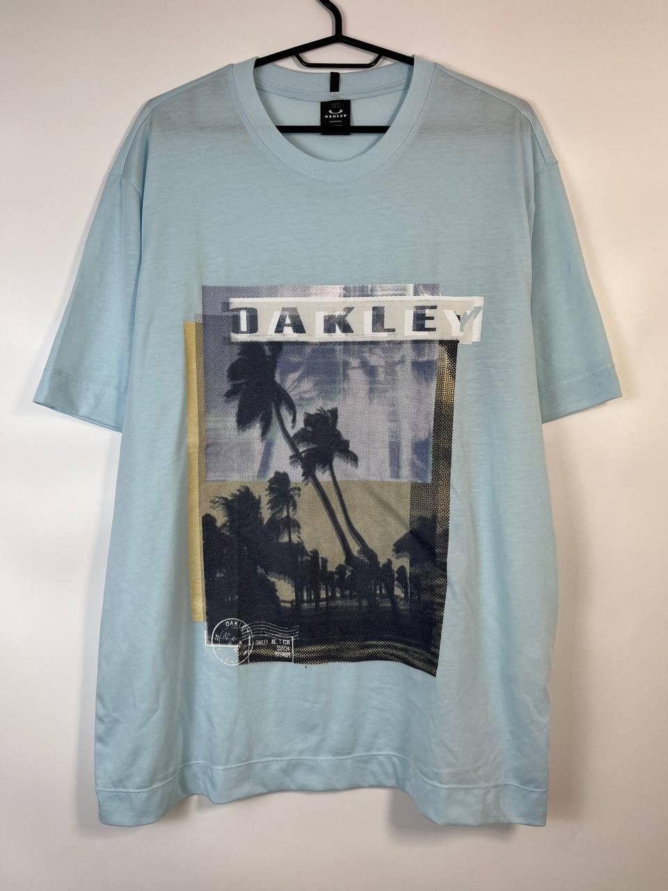 Oakley OAKLEY GRAPHIC T-SHIRT BEACH SURF PALM SIZE L Size US L / EU 52-54 / 3 - 1 Thumbnail