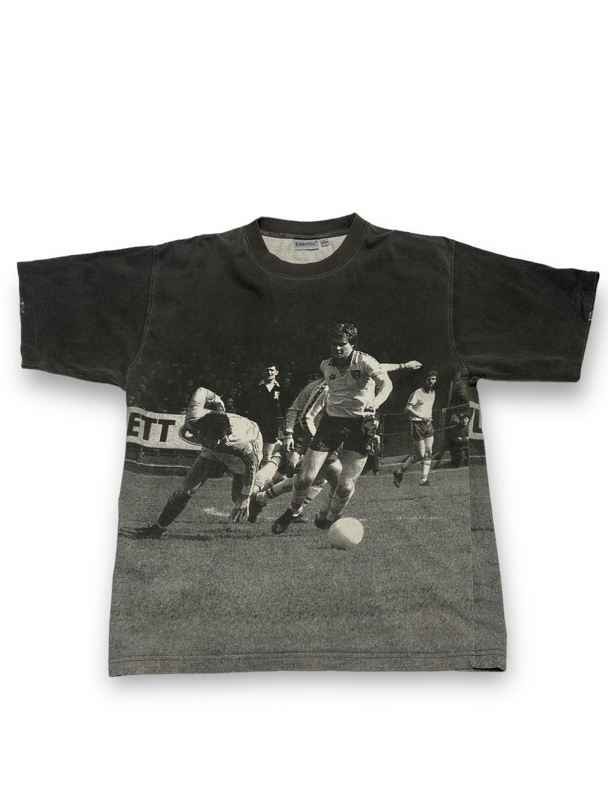Vintage Vintage IDENTIC Soccer Player Crazy Overprint T Shirt AOP Size US L / EU 52-54 / 3 - 1 Thumbnail