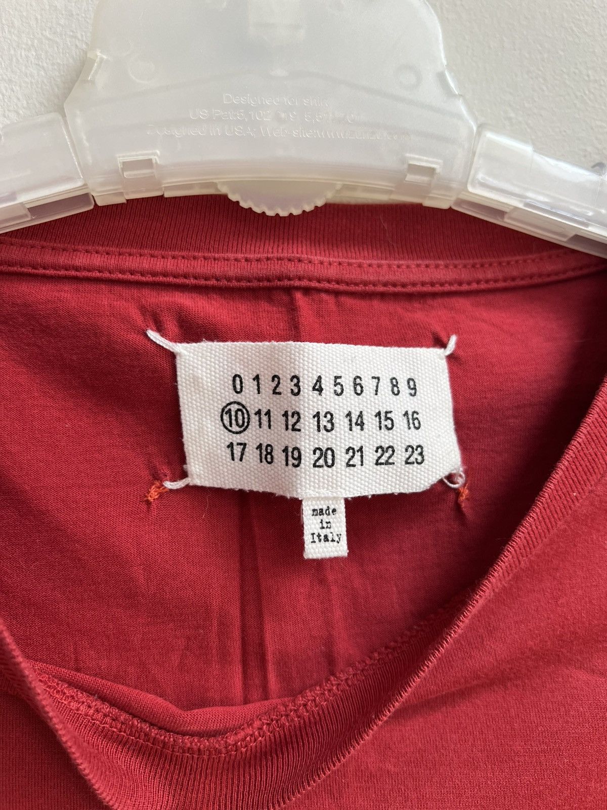 Maison Margiela Men’s Maison Martin Margeila Red cut out printed Tshirt Size US M / EU 48-50 / 2 - 2 Thumbnail