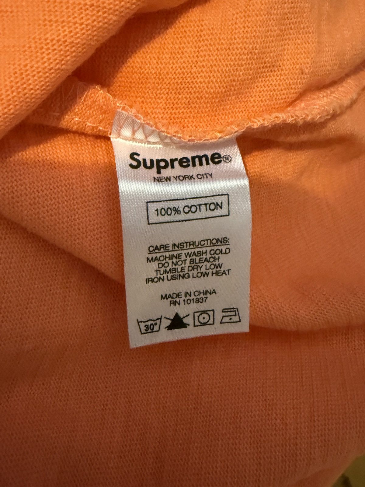 Supreme Supreme Salmon Pocket Tee Size US M / EU 48-50 / 2 - 4 Thumbnail