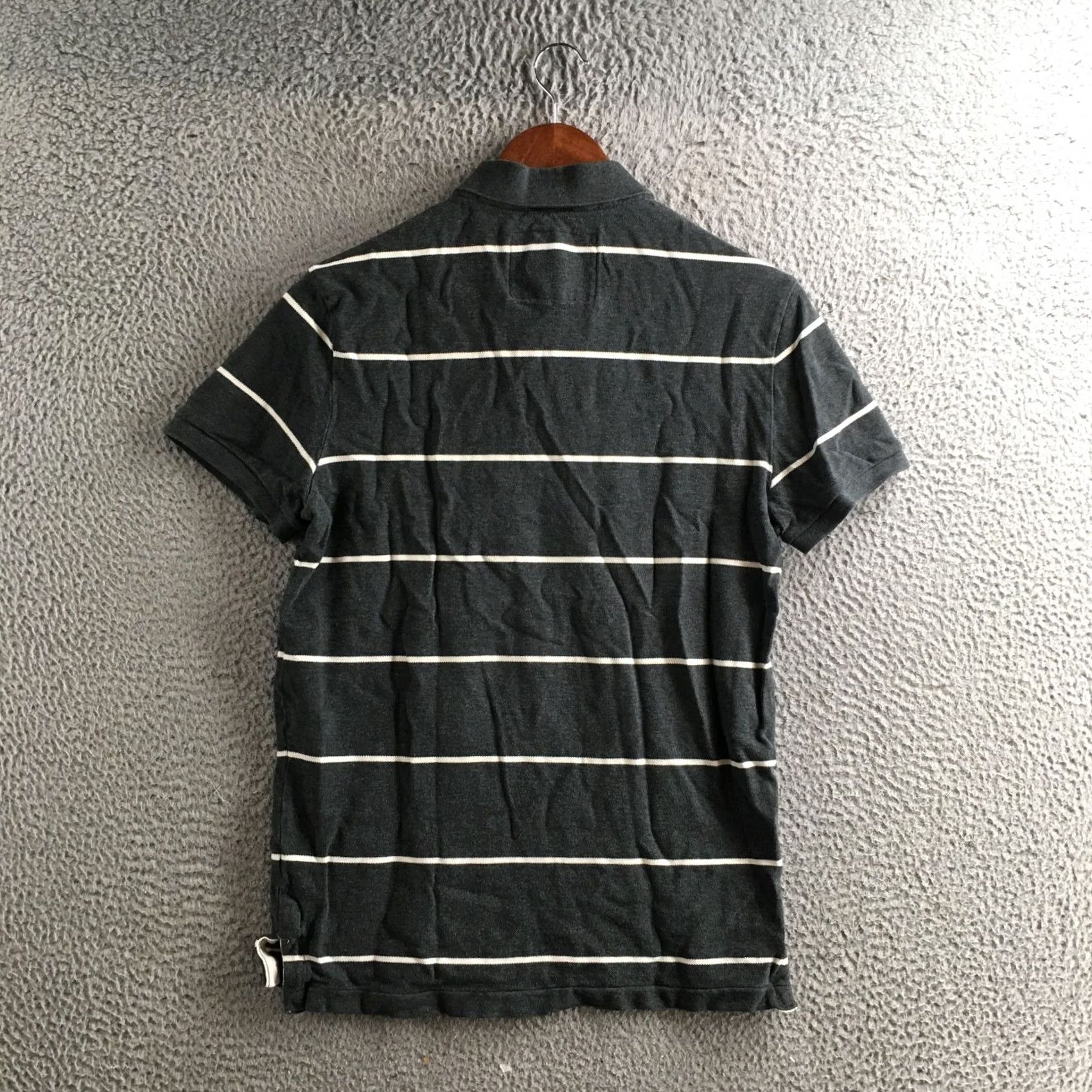 American Eagle Outfitters American Eagle Outfitters Polo Shirt Mens S Gray Cotton Short Sleeve Collared Size US S / EU 44-46 / 1 - 7 Thumbnail