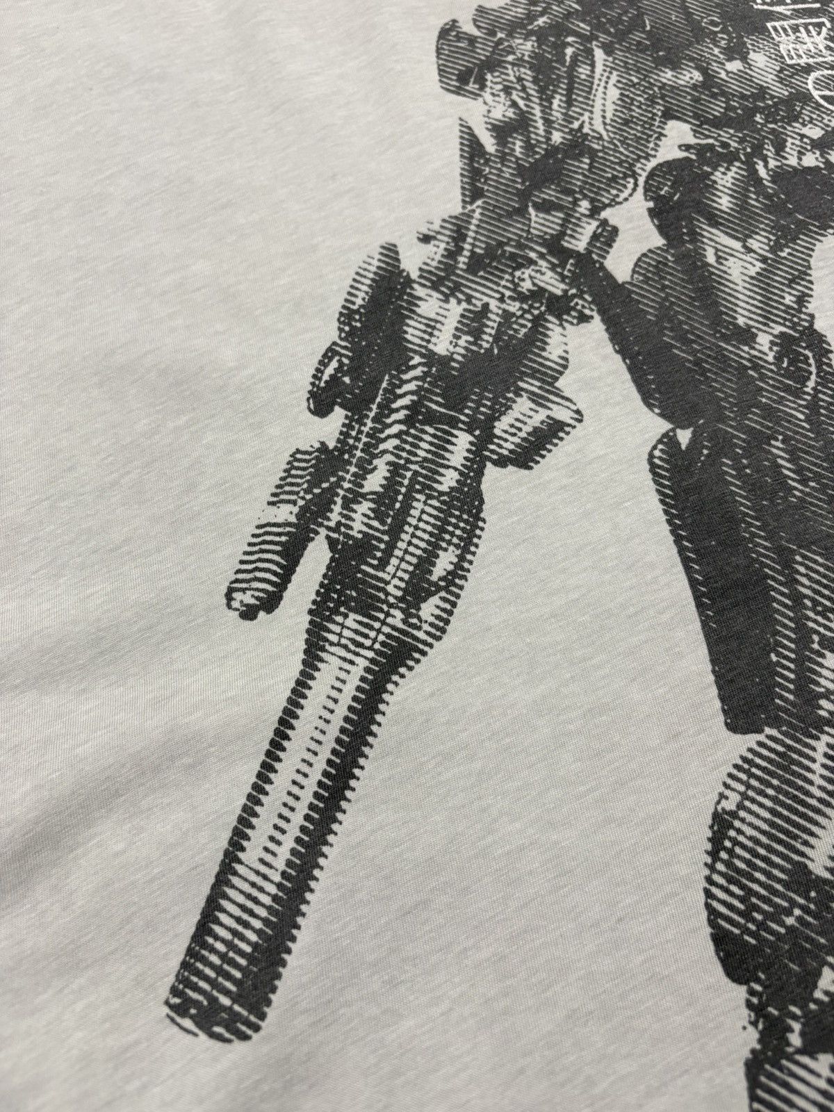 FCUK Transformers x FCUK Graphic T Shirt 2007 Hasbro Movie Promo Size US M / EU 48-50 / 2 - 9 Thumbnail