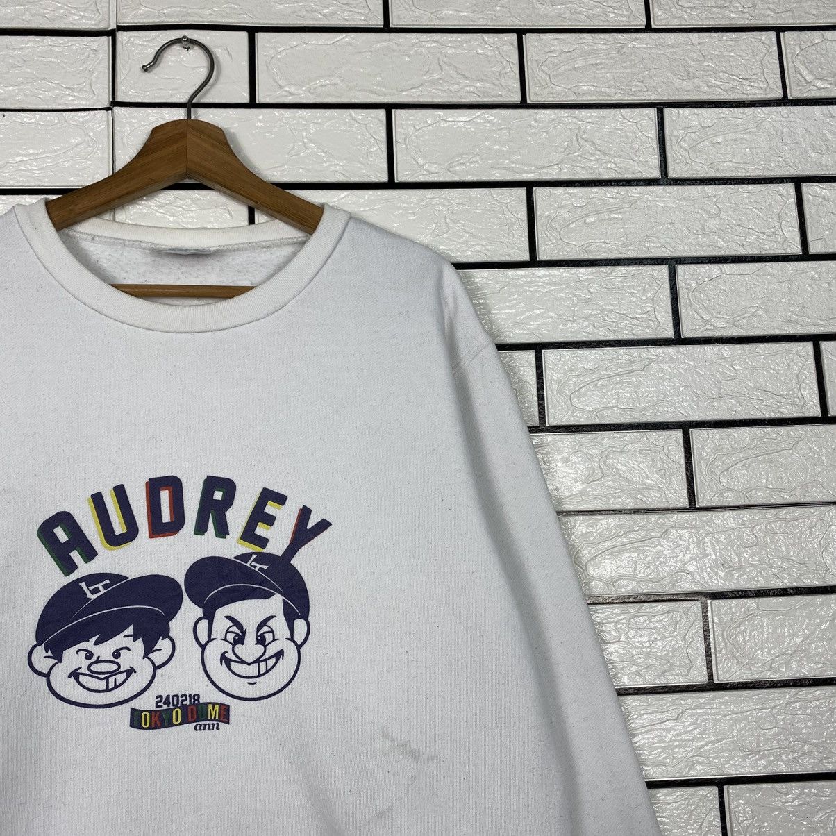Japanese Brand Vintage Sweatshirt Audrey Tokyo Dome Big Logo Sportswear Size US L / EU 52-54 / 3 - 7 Thumbnail