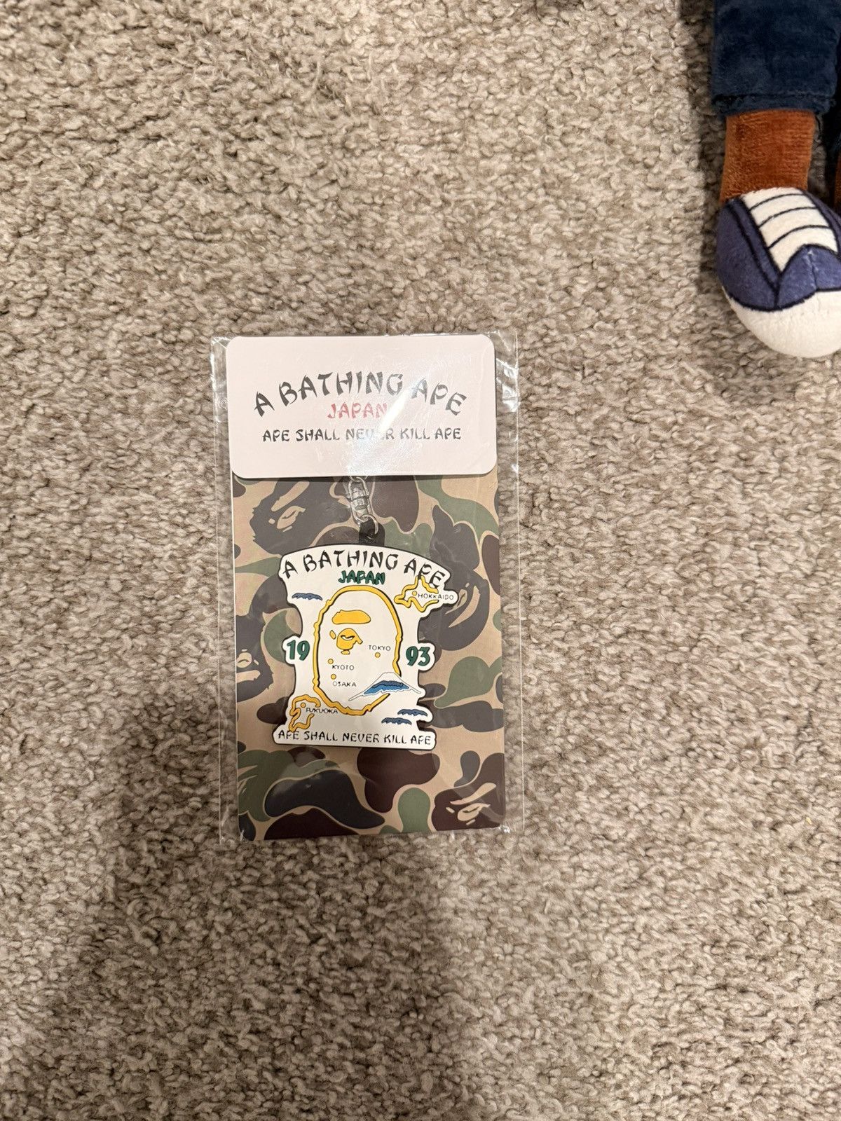 Bape BAPE JAPAN SOUVENIR KEYCHAIN Size ONE SIZE - 3 Thumbnail