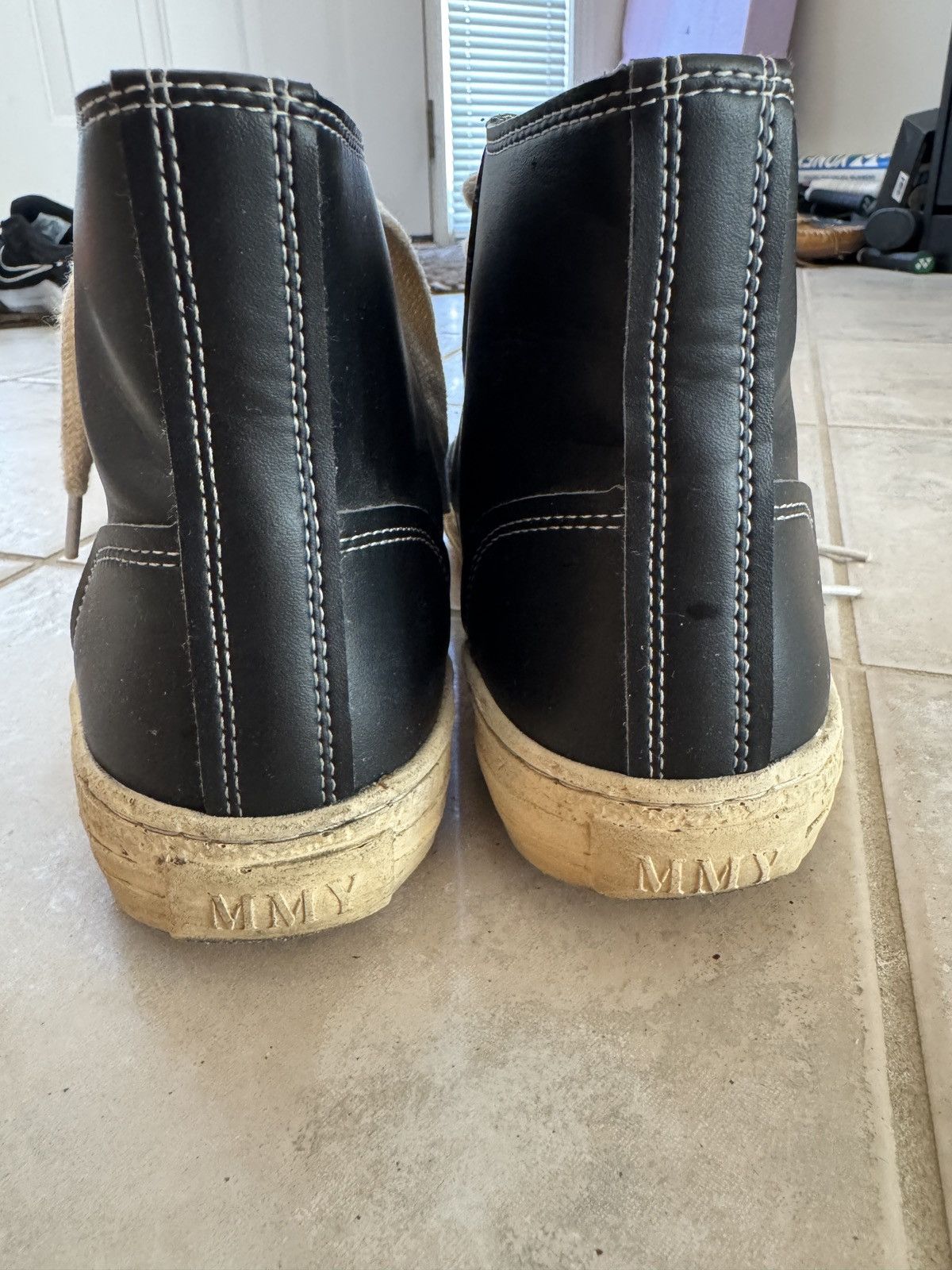 Maison MIHARA YASUHIRO Maison Yasuhiro Mihara General Scale High-Top Sneaker Size US 9 / EU 42 - 3 Thumbnail