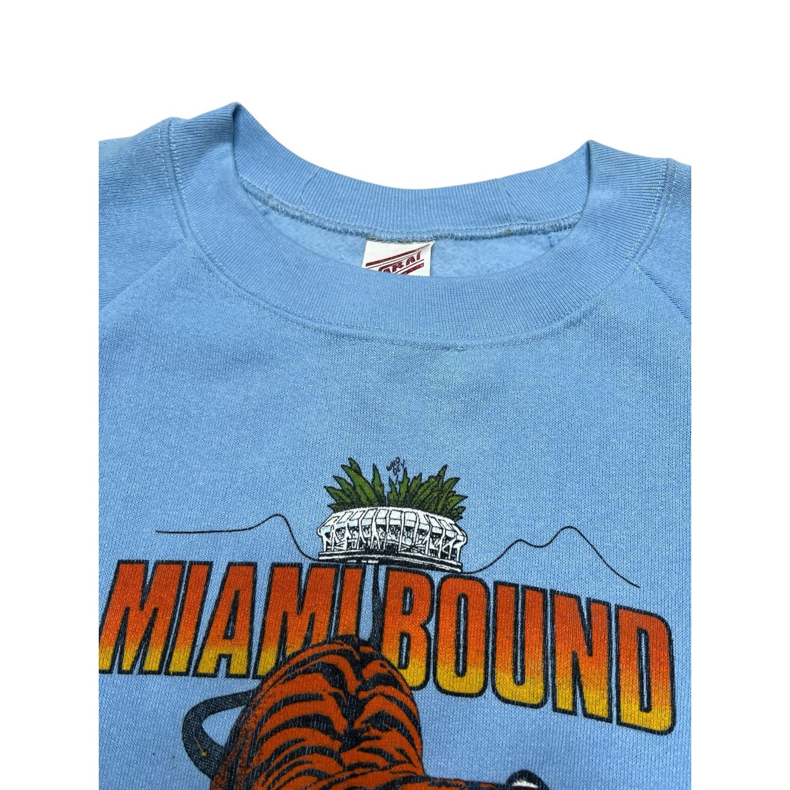 Vintage Vintage 80’s Miami Bound Tiger crewneck unisex size Large Size US L / EU 52-54 / 3 - 4 Thumbnail