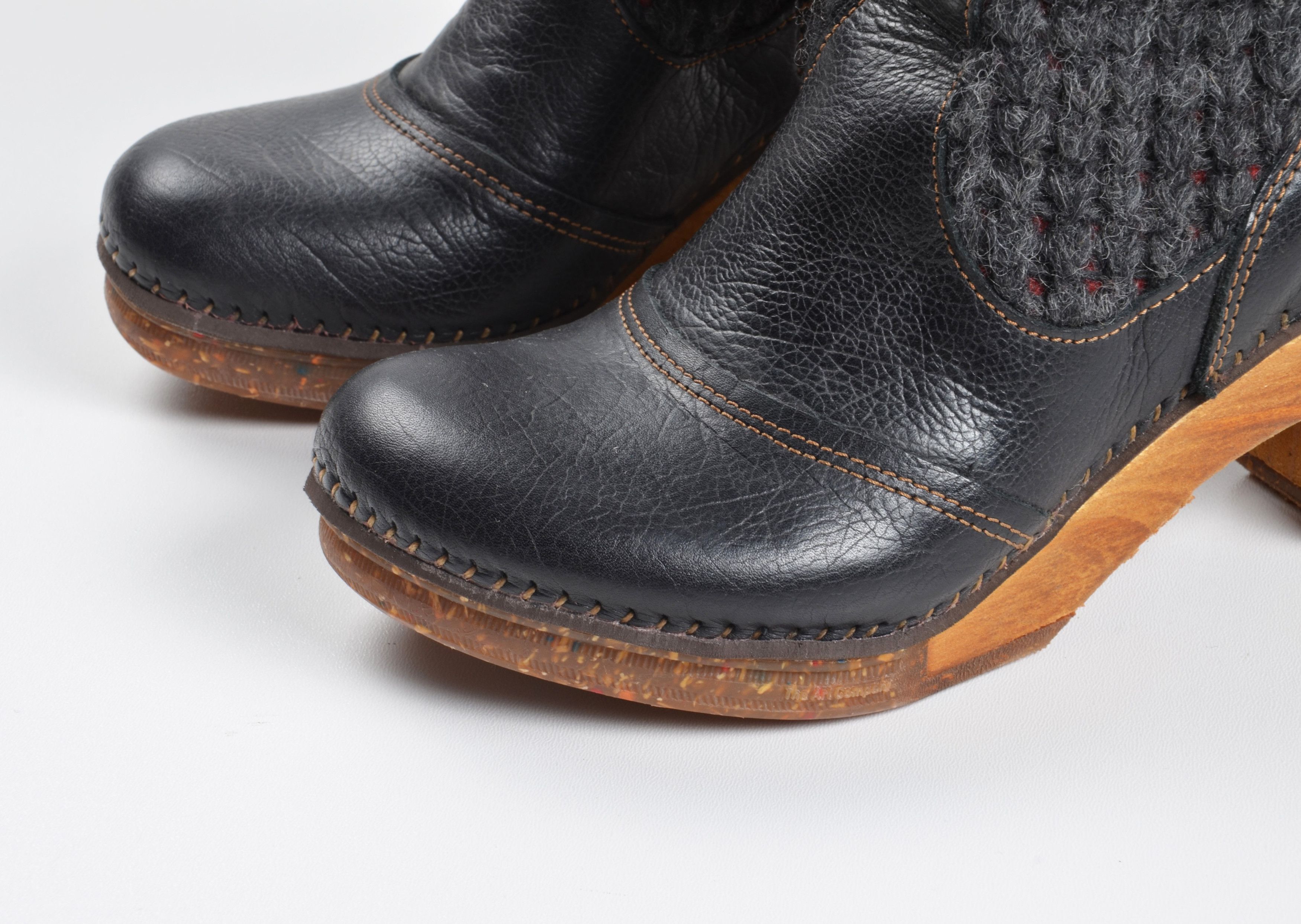 Other The Art Company Y2K Knit Leather Clog Wooden Heel Boots Size US 9 / IT 39 - 3 Thumbnail