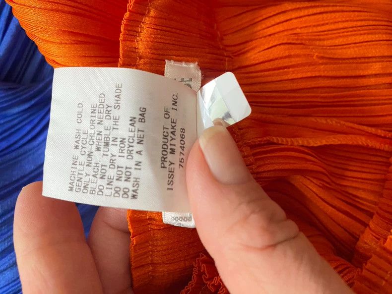 Issey Miyake Issey Miyake size:2 Orange pleated trousers Size 23" - 4 Thumbnail