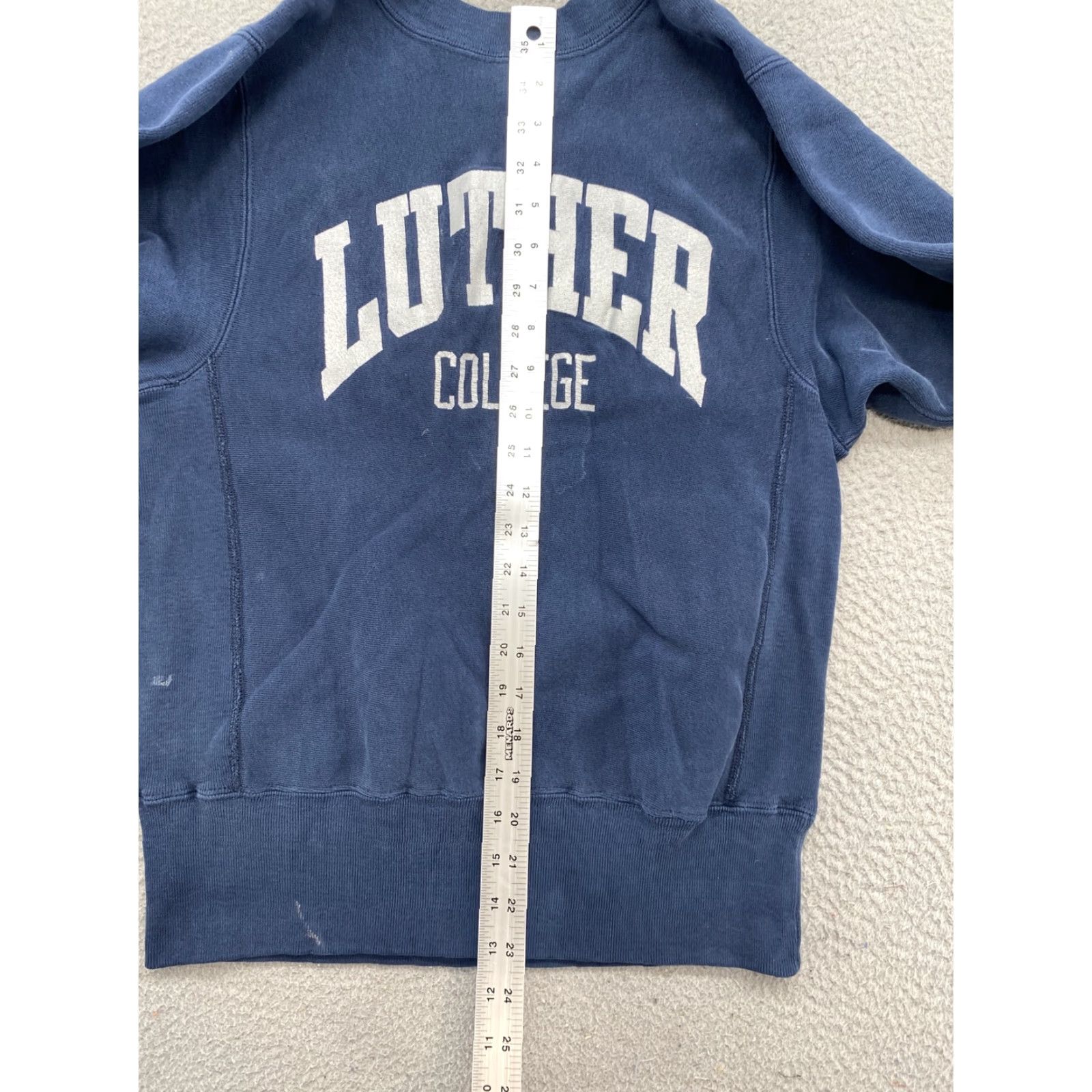 Champion VINTAGE Luther College Champion Reverse Weave Sweatshirt Small Mens Blue College 90s Pullover Reversible Distressed Size US S / EU 44-46 / 1 - 7 Thumbnail