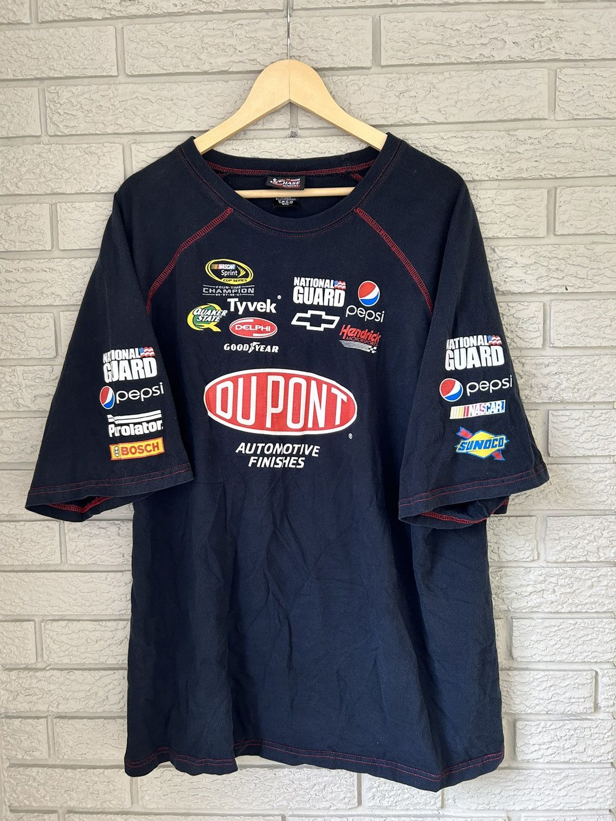 NASCAR Vintage NASCAR Jeff Gordon Sponsor Racing T Shirt Size US XL / EU 56 / 4 - 1 Thumbnail