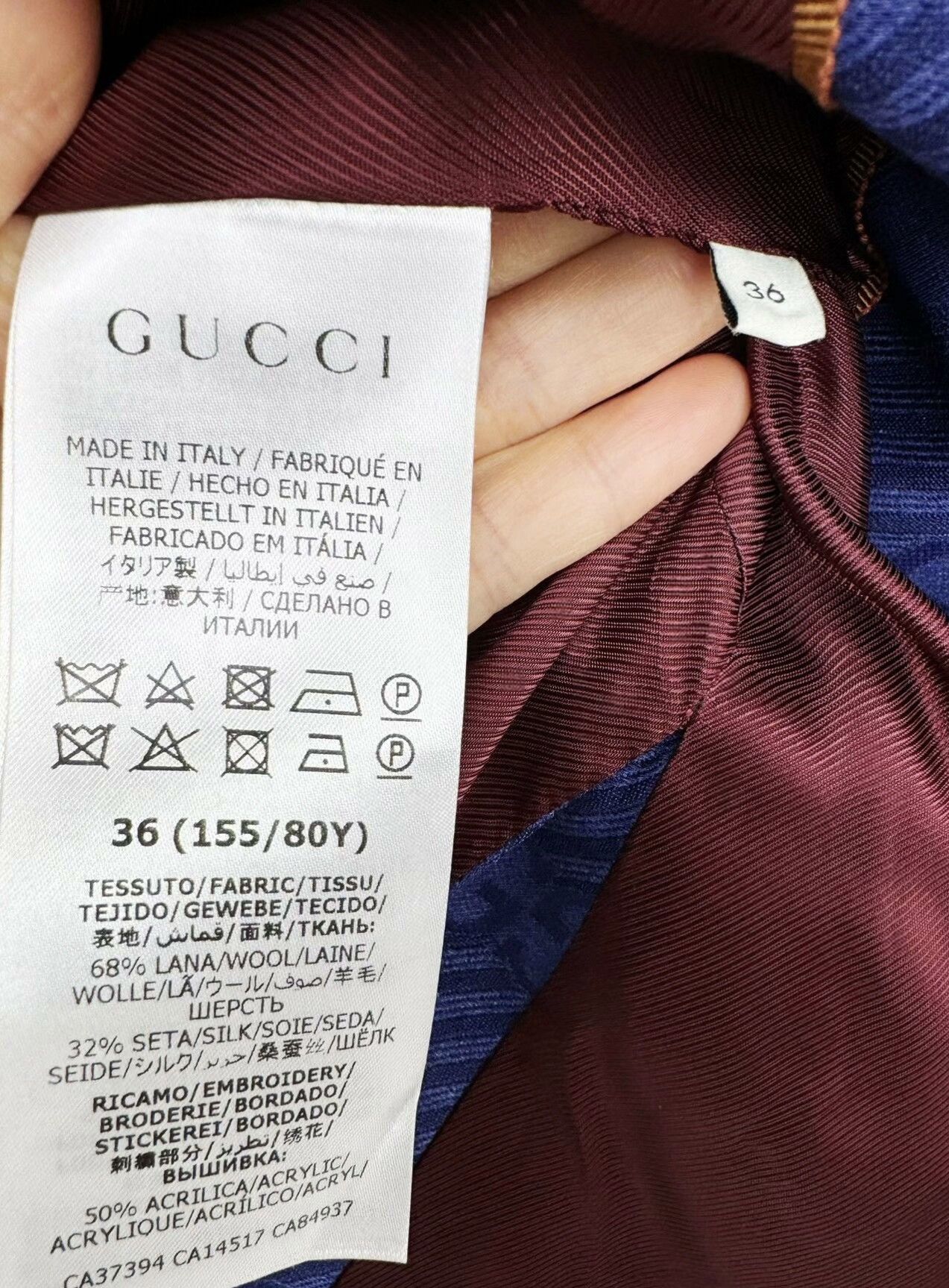 Gucci Gucci full-logo brand new suit jacket Size XS / US 0-2 / IT 36-38 - 5 Thumbnail