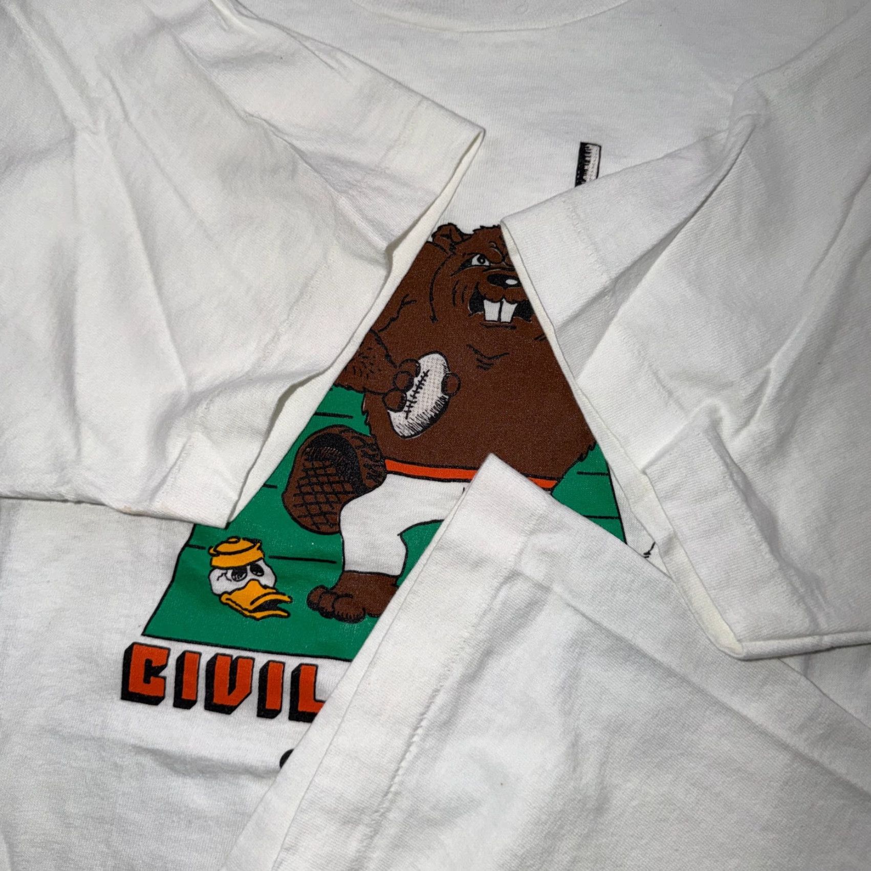 Fruit Of The Loom VINTAGE OSU Civil War 1988 FOTL T Shirt Single Stitch 80s USA XL Crew Neck Short Sleeve White Men Modern Vintage Shirts Beavers Ducks Mens XL Size US XL / EU 56 / 4 - 5 Thumbnail
