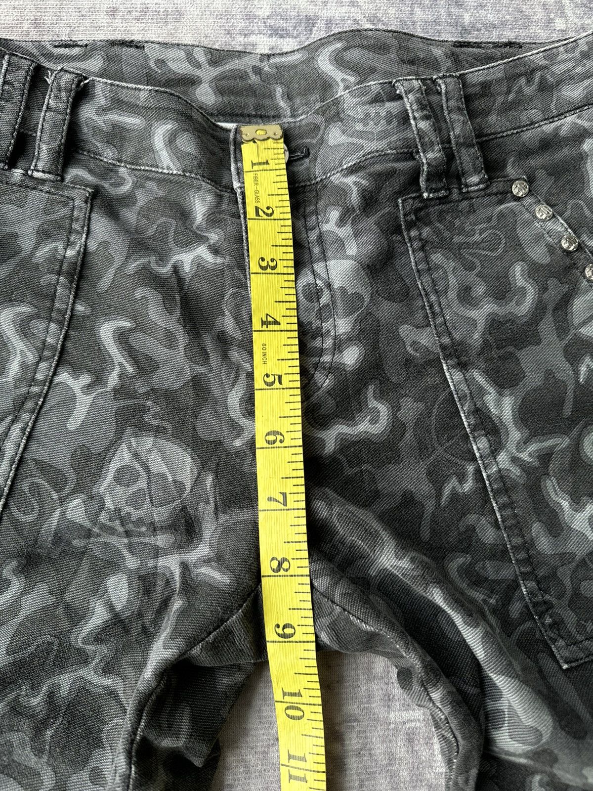 Japanese Brand × Vintage Dance With Dragon Studded Skull Punk Poem Short Denim Size US 30 / EU 46 - 13 Thumbnail