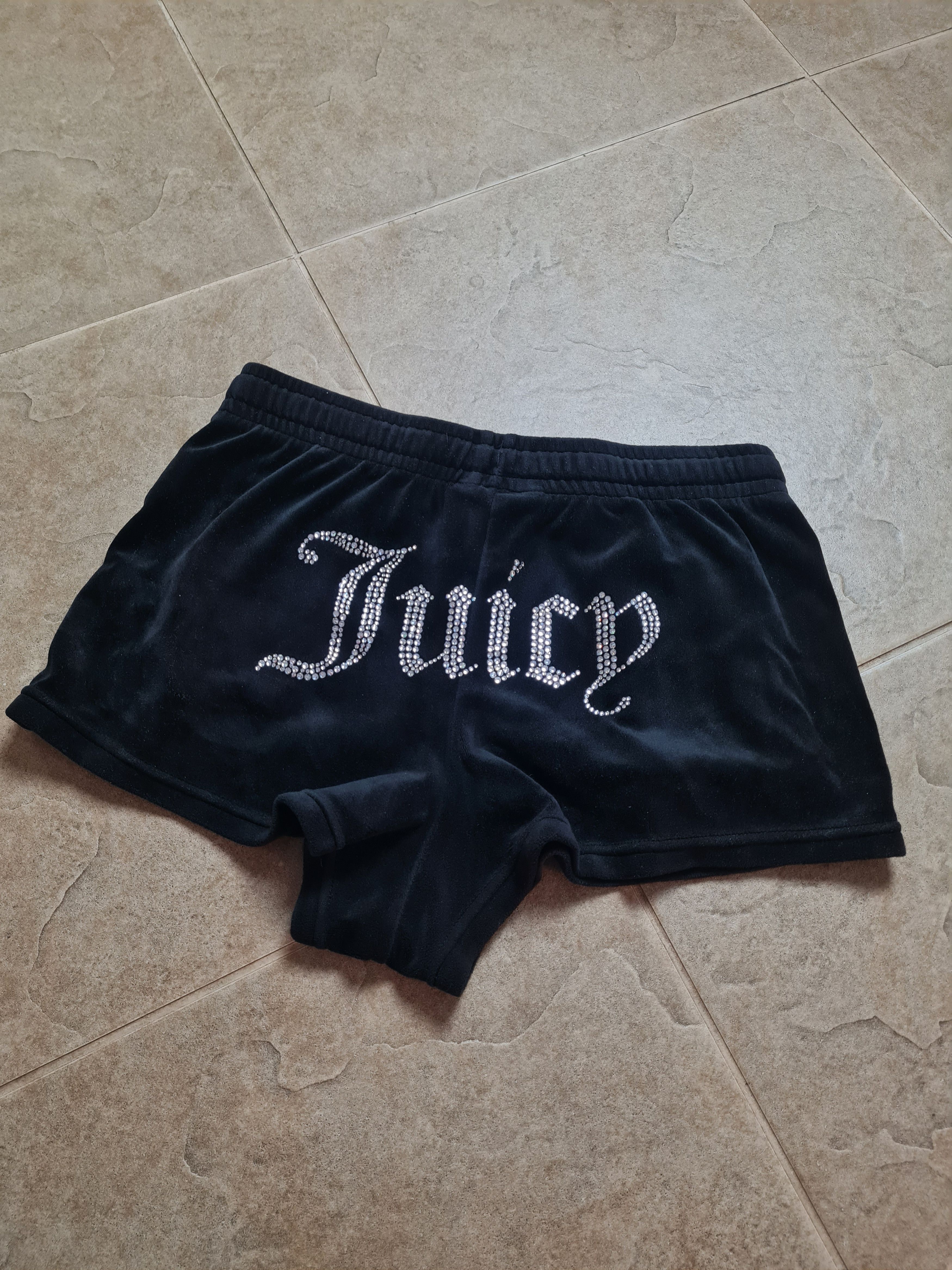 Juicy Couture Juicy Couture Sleepwear Shorts Sz M Velour Black Rhinestones Size 27" / US 4 / IT 40 - 16 Thumbnail