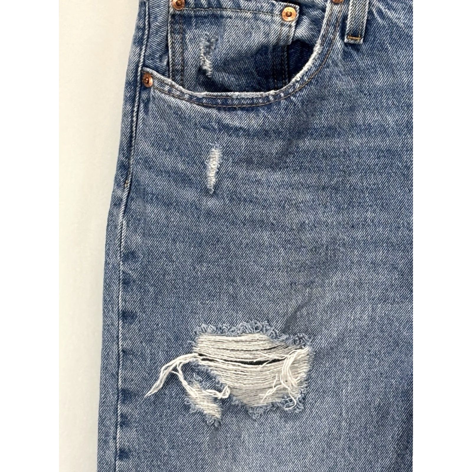 Levi's Levi's 501 Premium Straight Jeans Womens 31x28 Blue Denim Distres Button Fly 100% Cotton Pockets Size 31" - 4 Thumbnail
