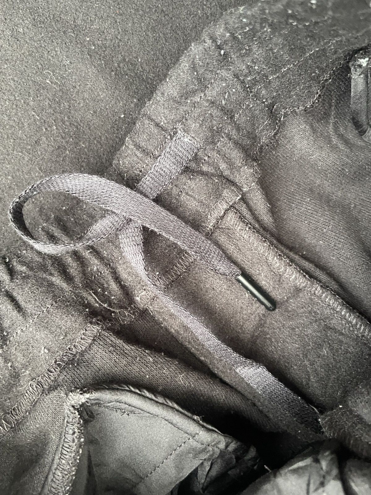 Designer × GU × Undercover GU X Undercover Sweatpants Size US 32 / EU 48 - 14 Thumbnail