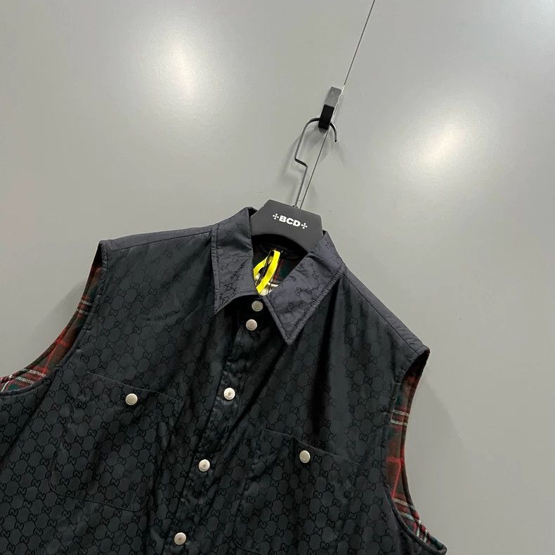 Gucci Gucci Dark-patterned GG full-print vest 2502-Nextarrow Size US S / EU 44-46 / 1 - 2 Thumbnail