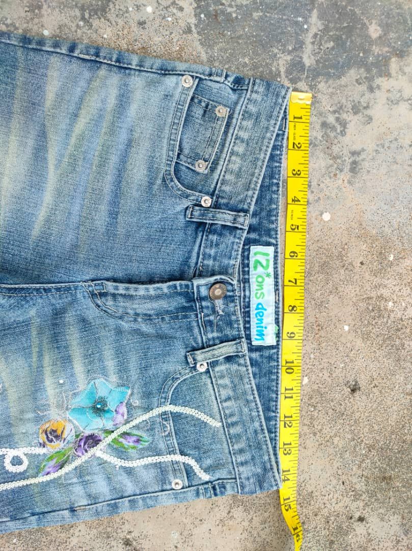 Japanese Brand JAPANESE FLARE BOOTCUT FLOWER FADED JEANS DENIM PANTS Size US 28 / EU 44 - 7 Thumbnail