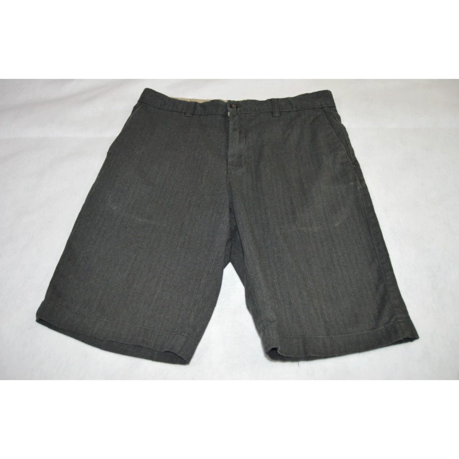 Banana Republic Banana Republic Shorts Men 30 Gray Fulton Skinny Chino Casual Cotton Pockets Size US 30 / EU 46 - 3 Thumbnail