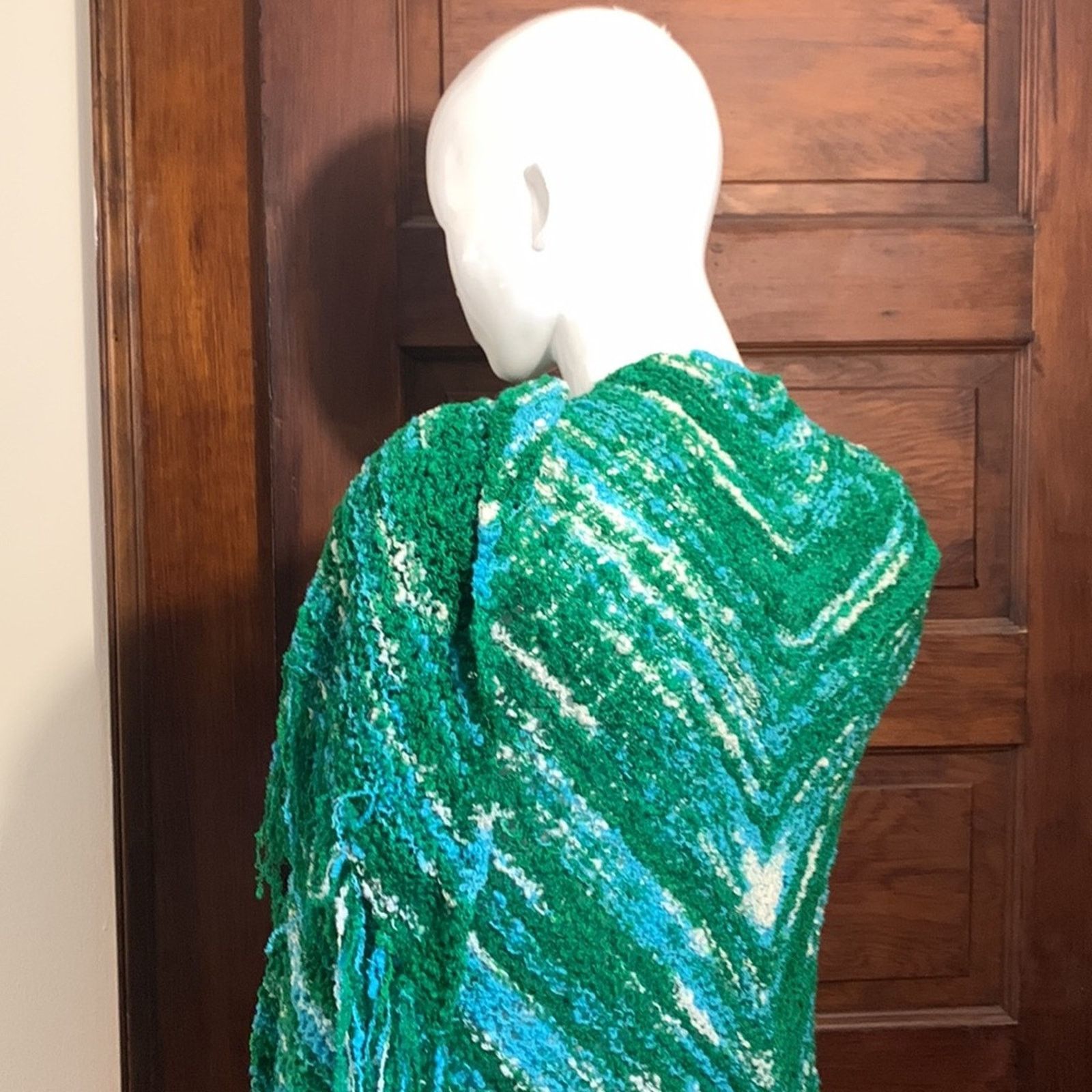 Handmade Handmade knit crochet bouclé shawl scarf wrap PONCHO Size ONE SIZE - 8 Thumbnail