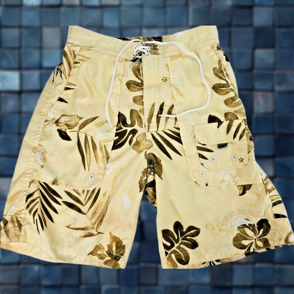 Tommy Bahama Tommy Bahama Relax Board Shorts Men Floral Print, Size Small, Nylon Polyester, Machine Washable Size US 29 - 1 Thumbnail