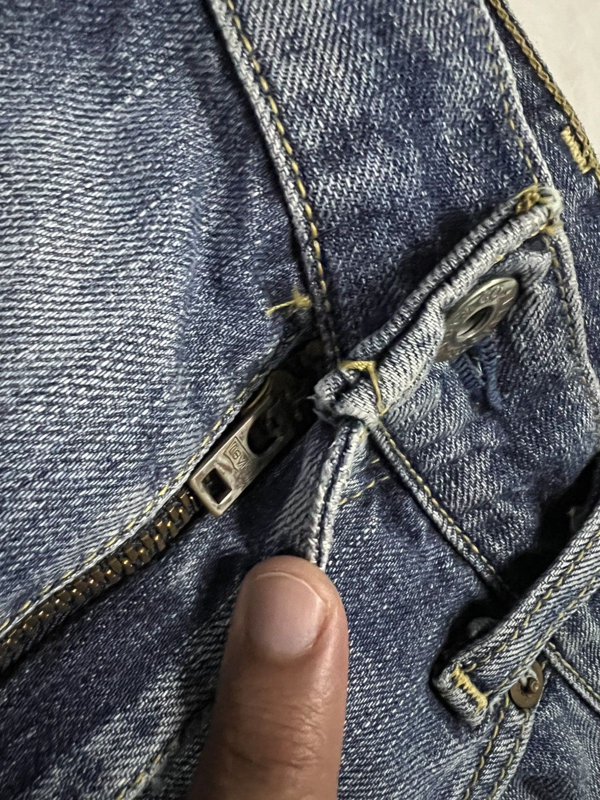 Levi's 💥Baggy💥Vintage LPC Levis 502 Faded Distressed Jean Size US 33 - 13 Thumbnail