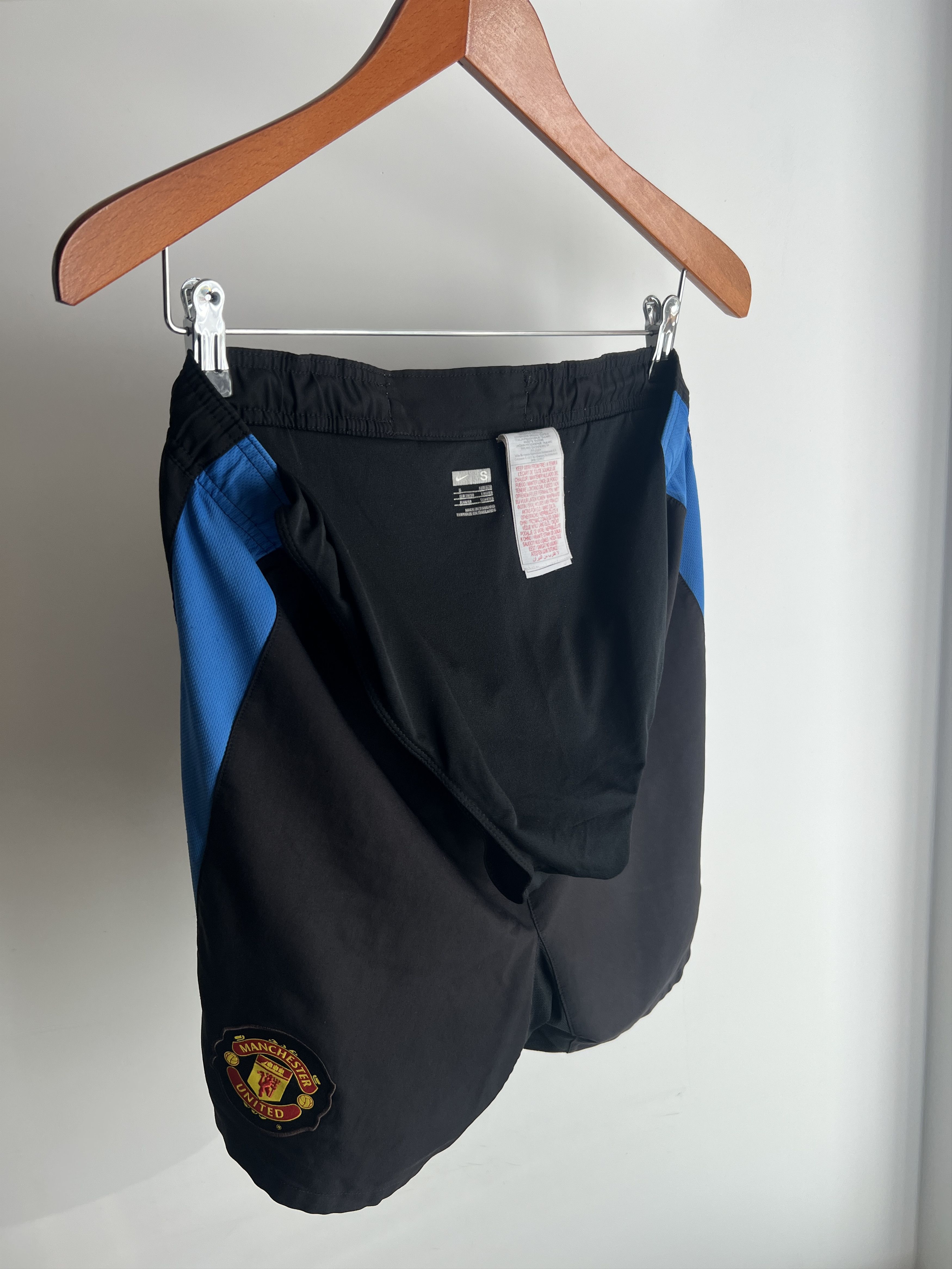 Nike × Vintage Soccer Shorts Nike Vintage Manchester United Devil 2009/10 Size US 32 / EU 48 - 6 Thumbnail